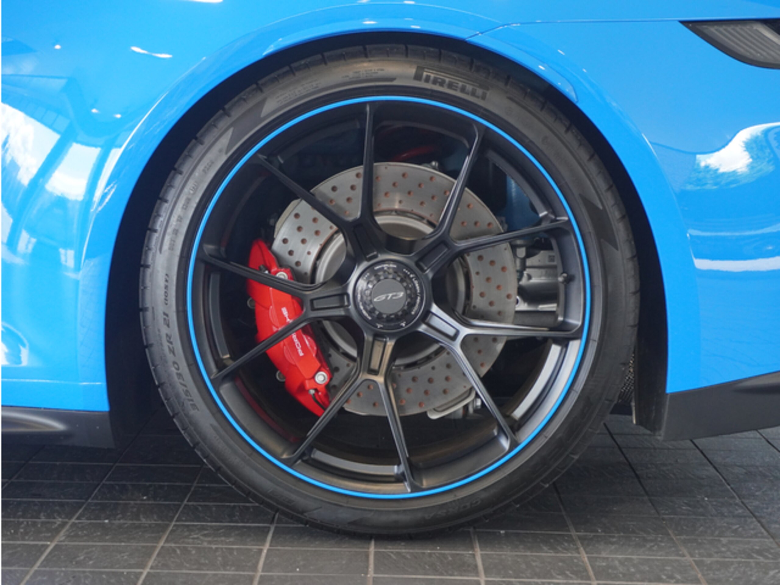 Porsche 911 GT3 (photo: 17)