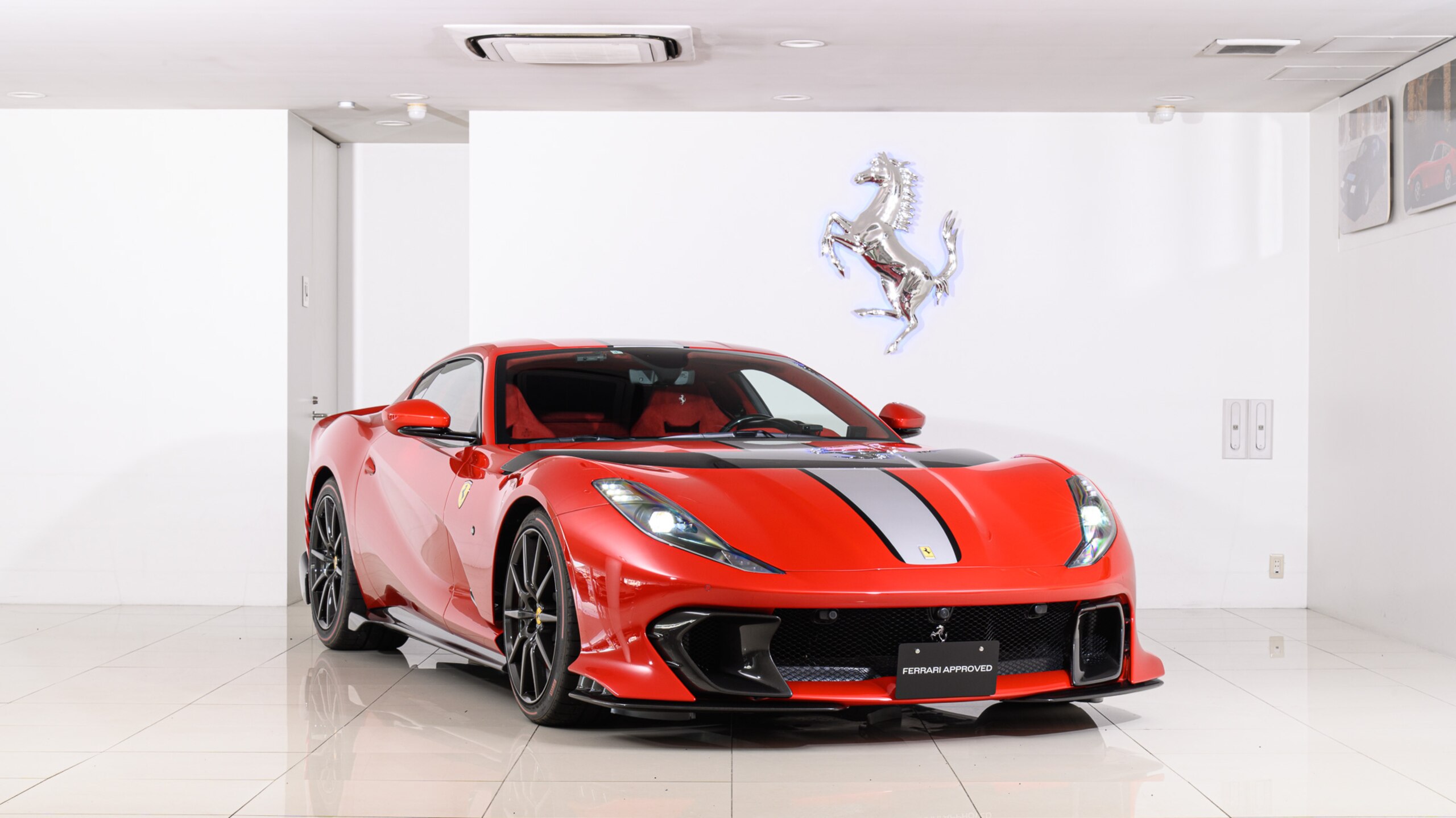 Ferrari 812 Competizione