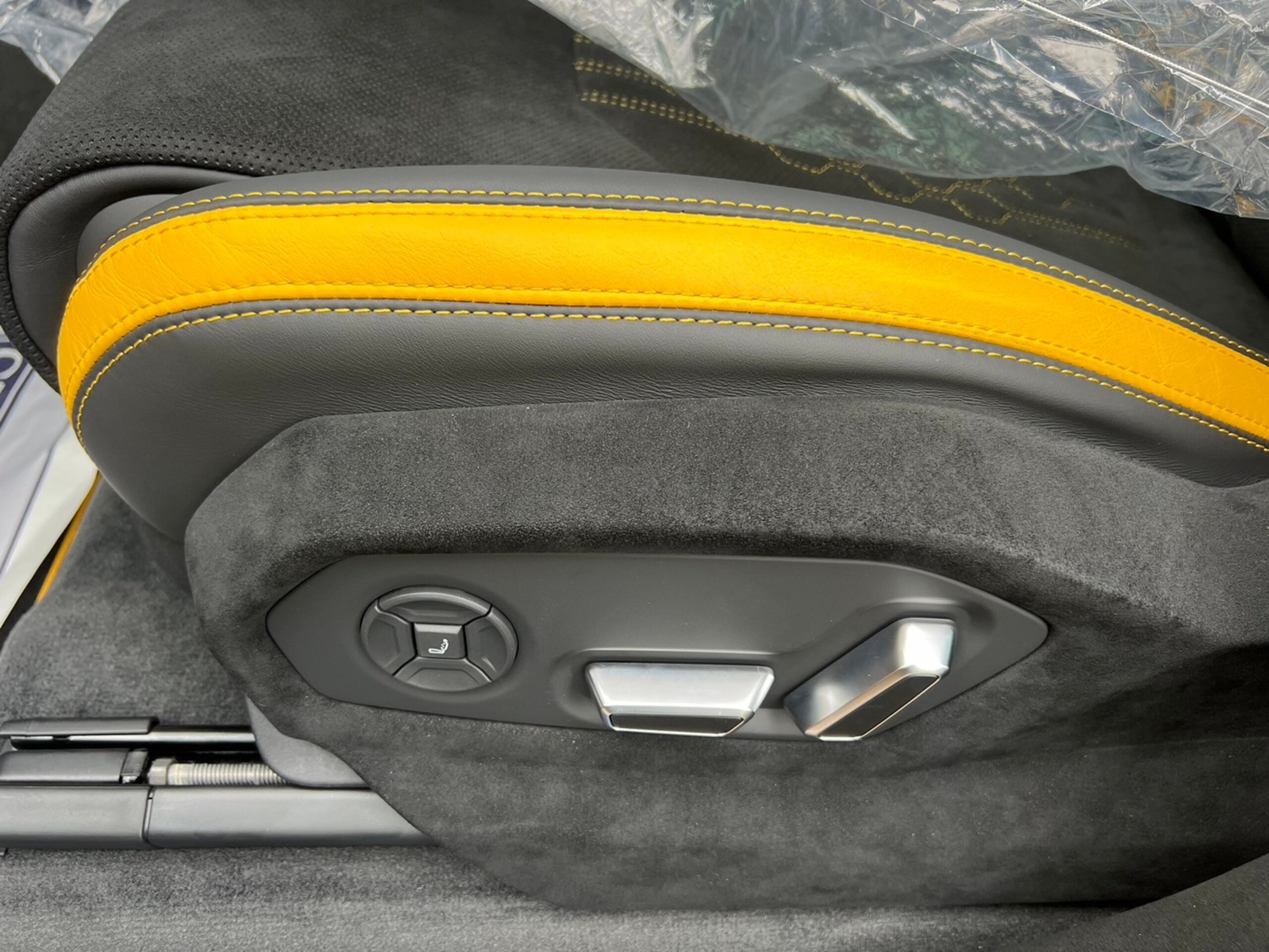 Lamborghini Urus Performante (photo: 18)