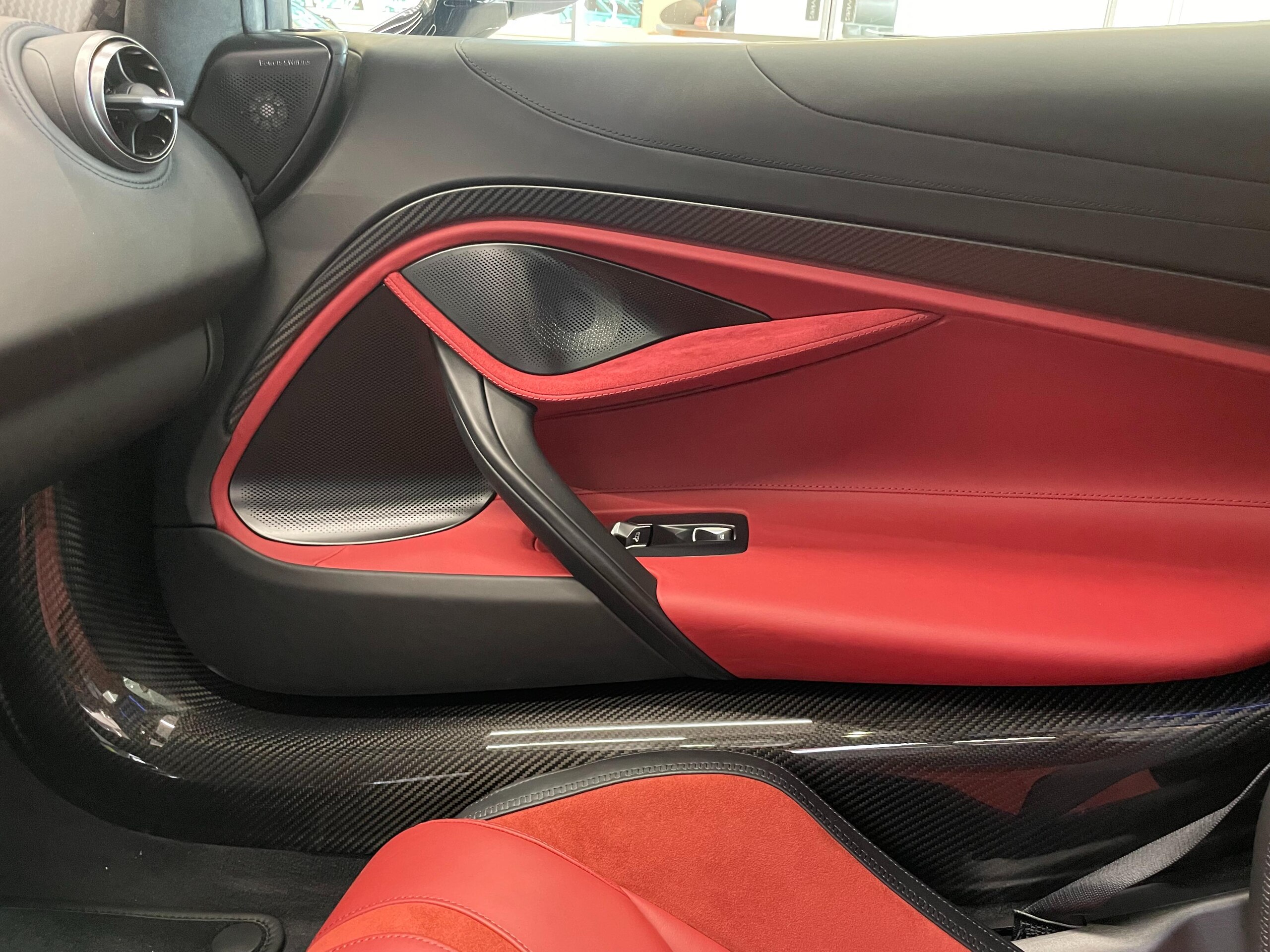 McLaren 750S Spider (photo: 15)