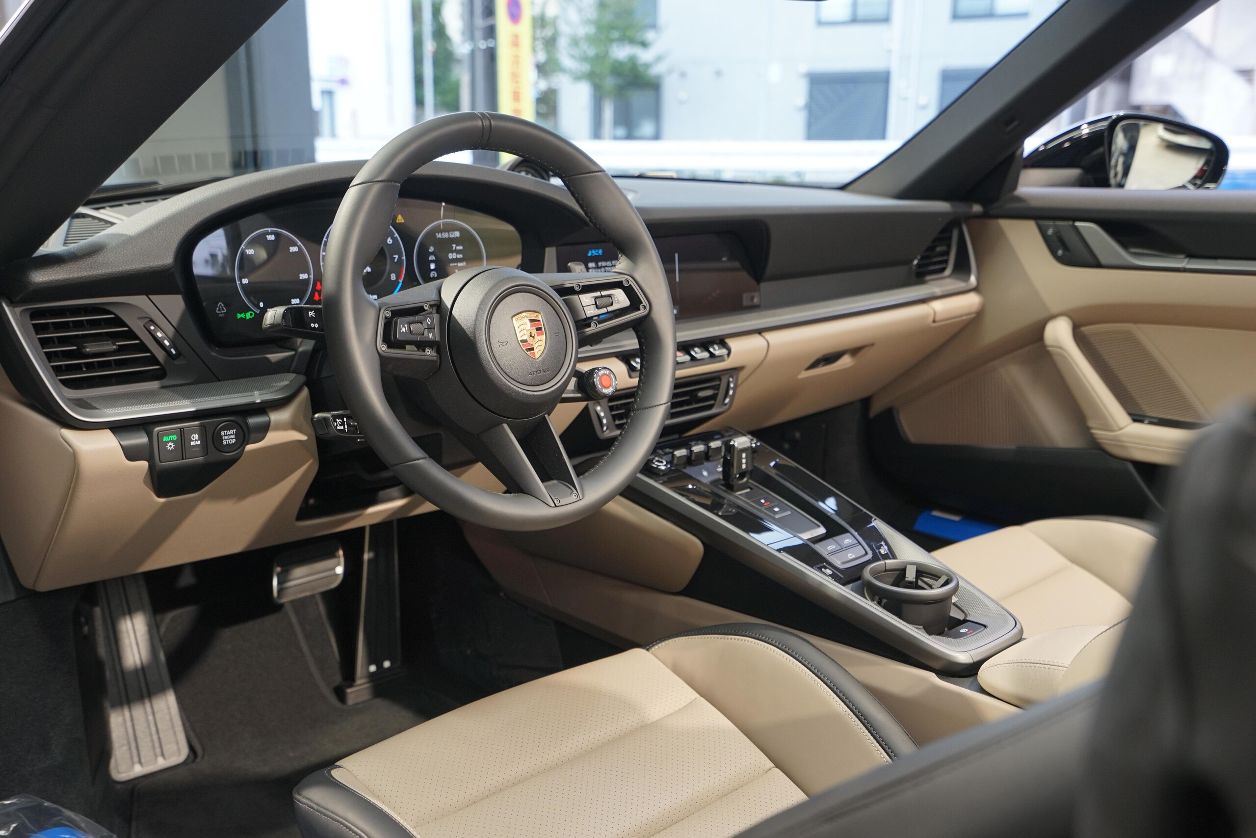 Porsche 911 Carrera Cabriolet (photo: 7)