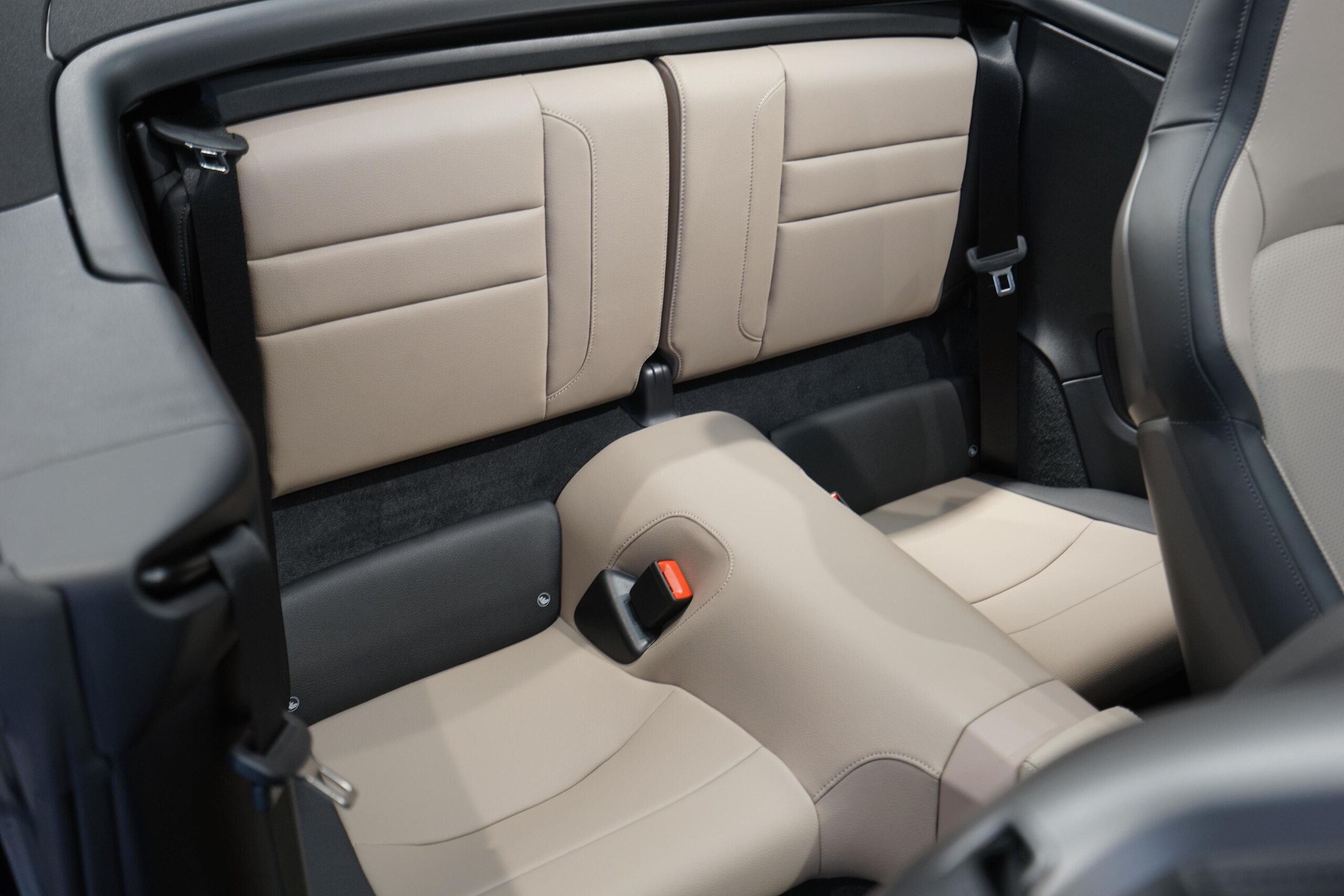 Porsche 911 Carrera Cabriolet (photo: 18)