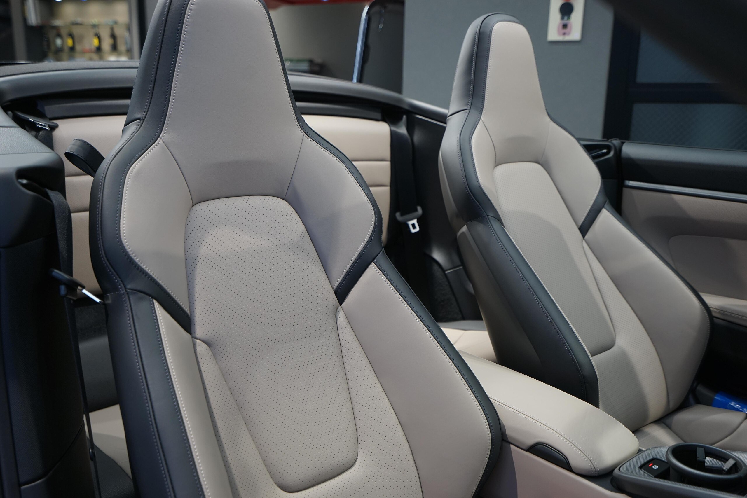 Porsche 911 Carrera Cabriolet (photo: 17)