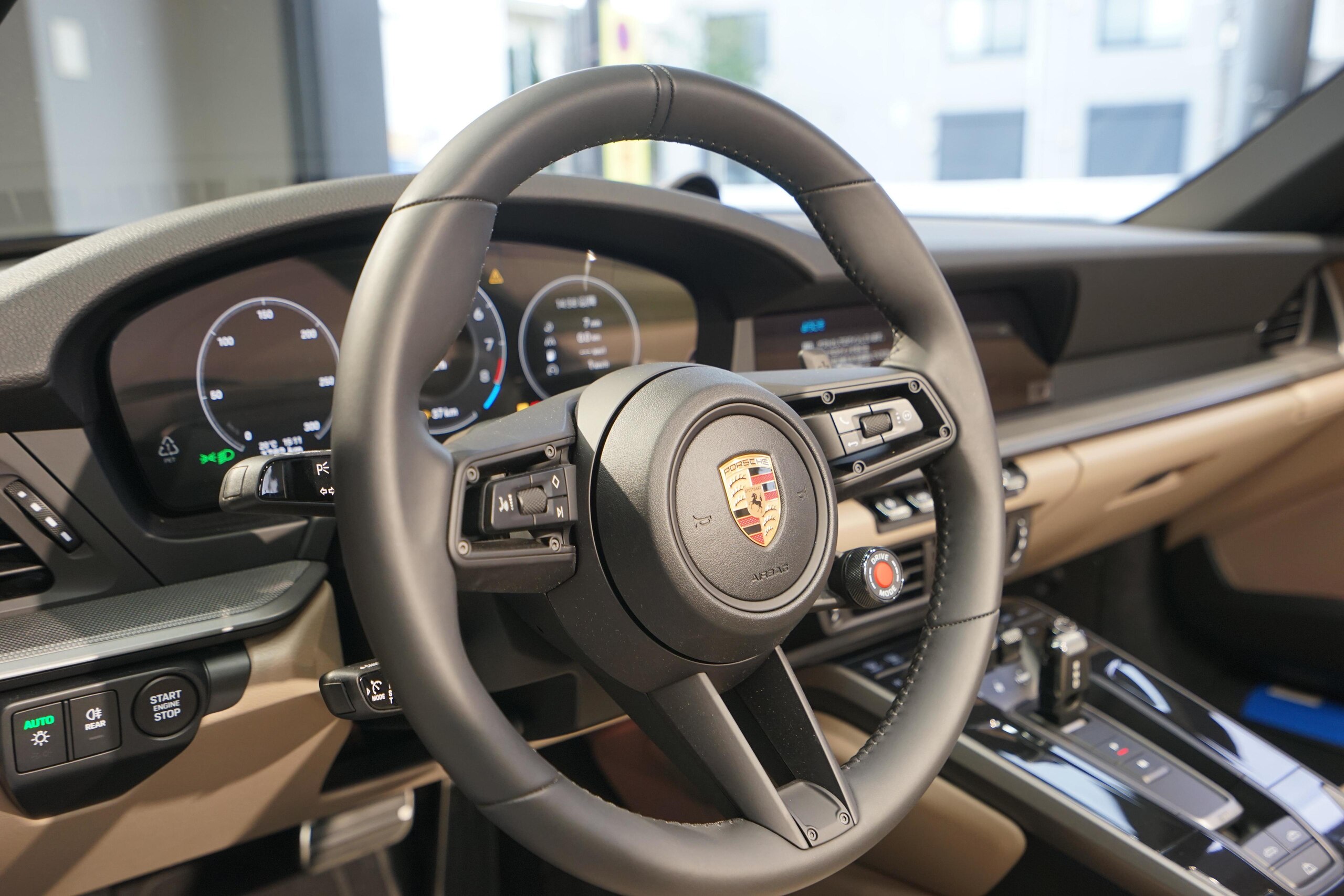 Porsche 911 Carrera Cabriolet (photo: 9)