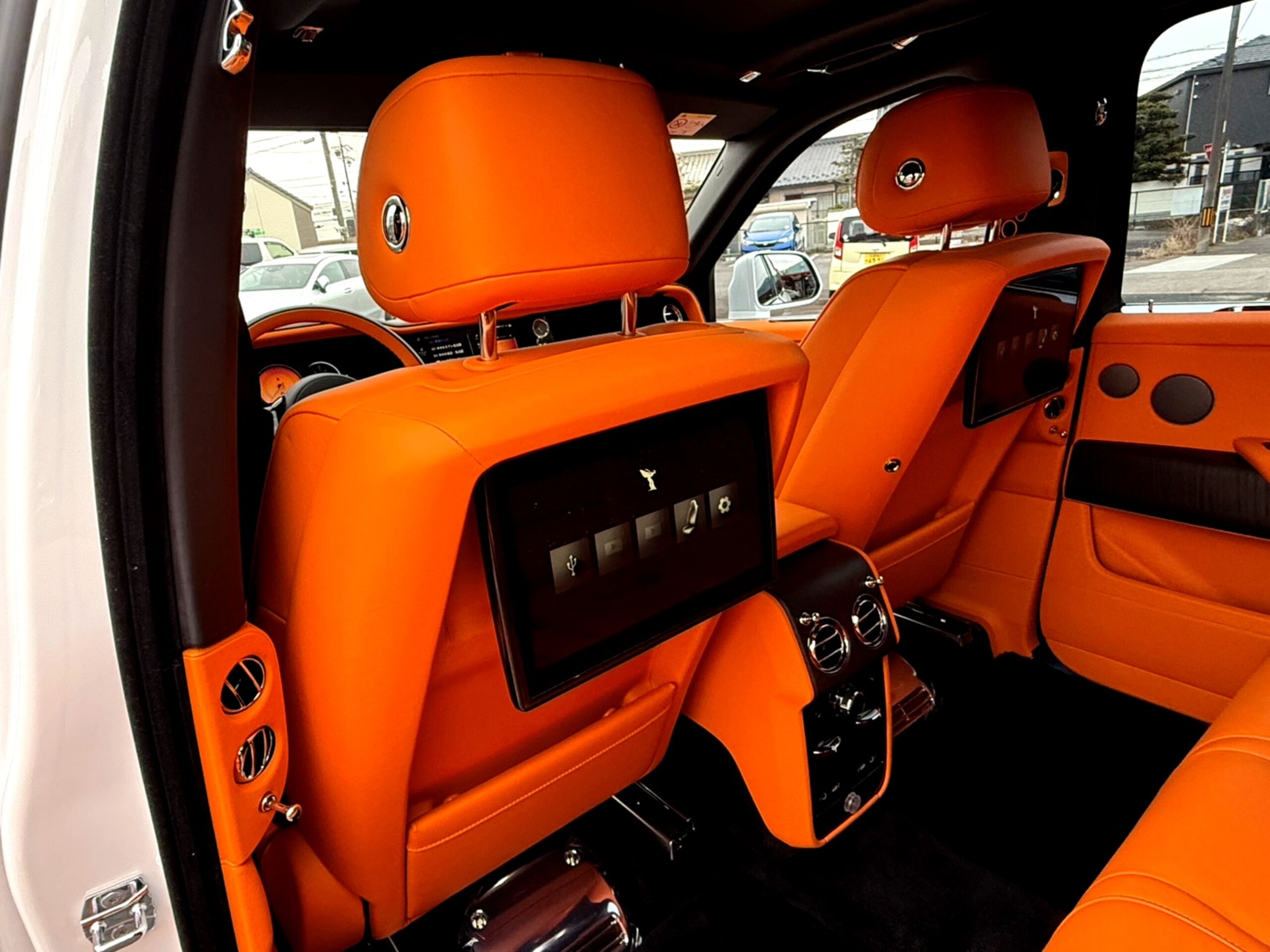 Rolls-Royce Cullinan (photo: 19)