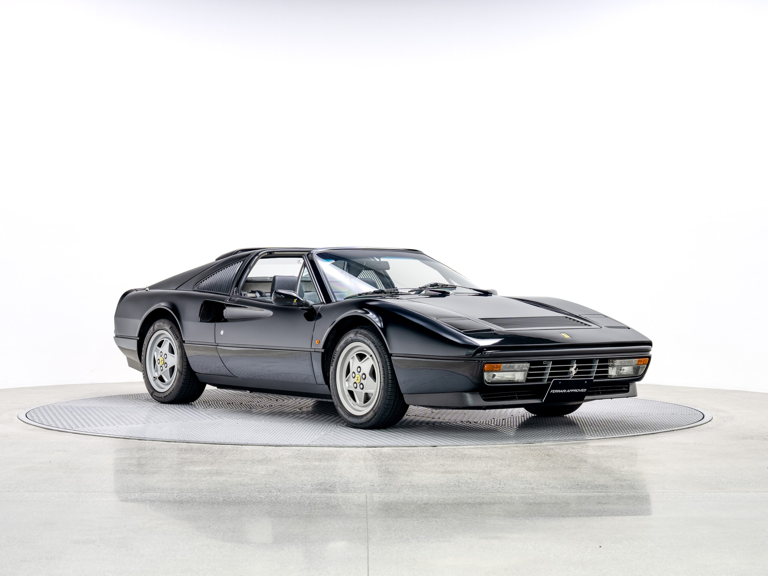 Ferrari 328GTS (photo: 2)