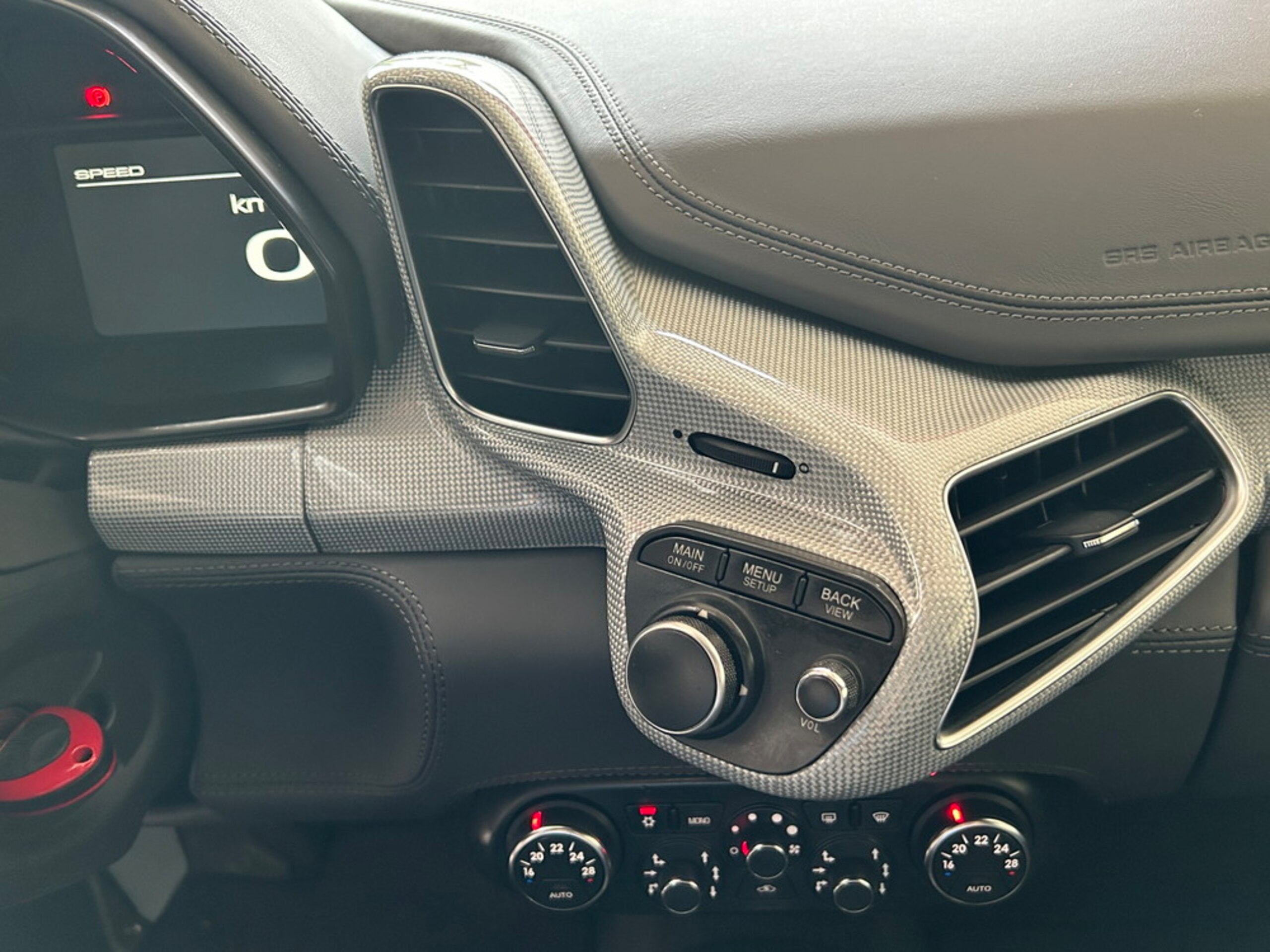 Ferrari 458 Italia F1 DCT (photo: 11)