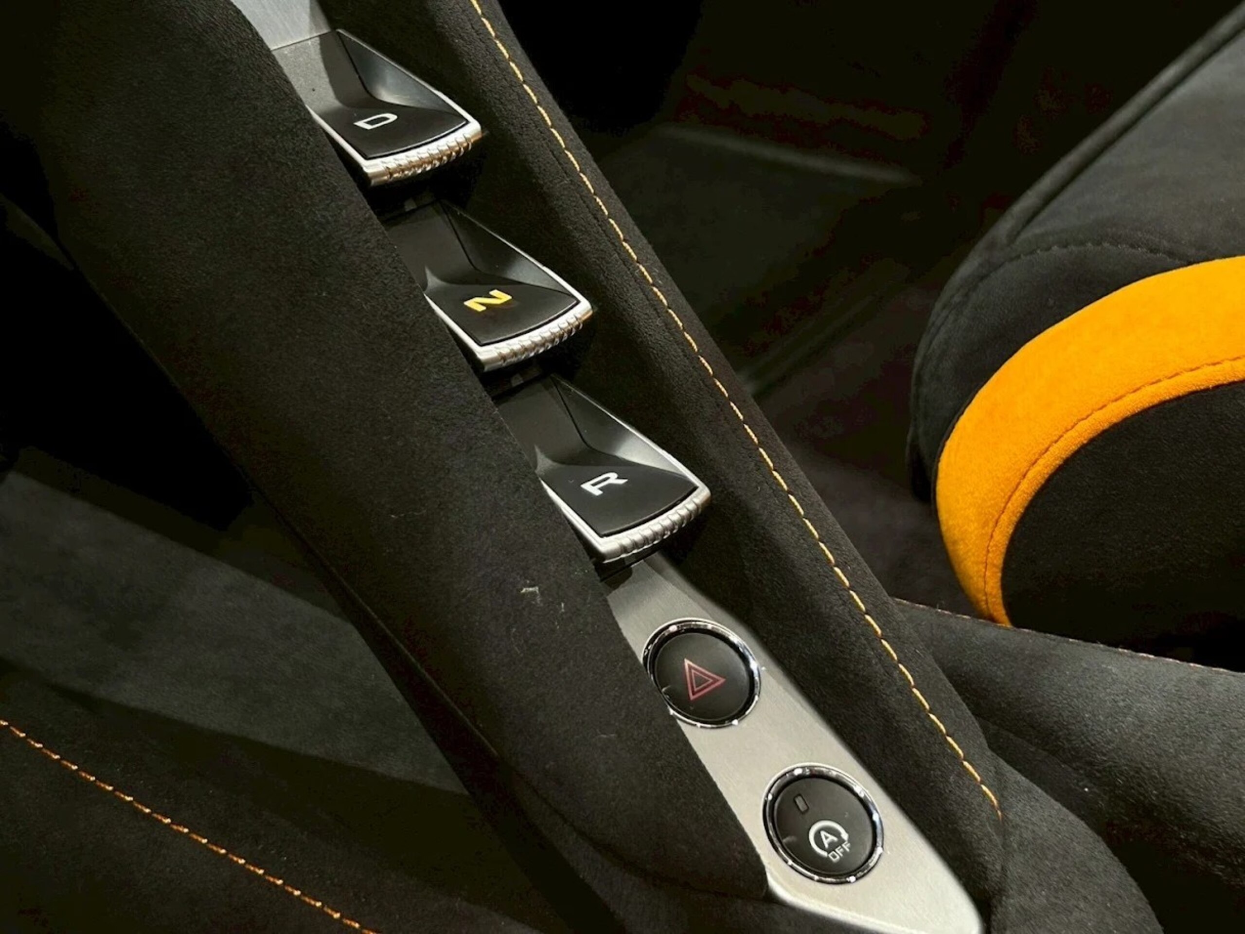 McLaren 750S Spider (photo: 11)