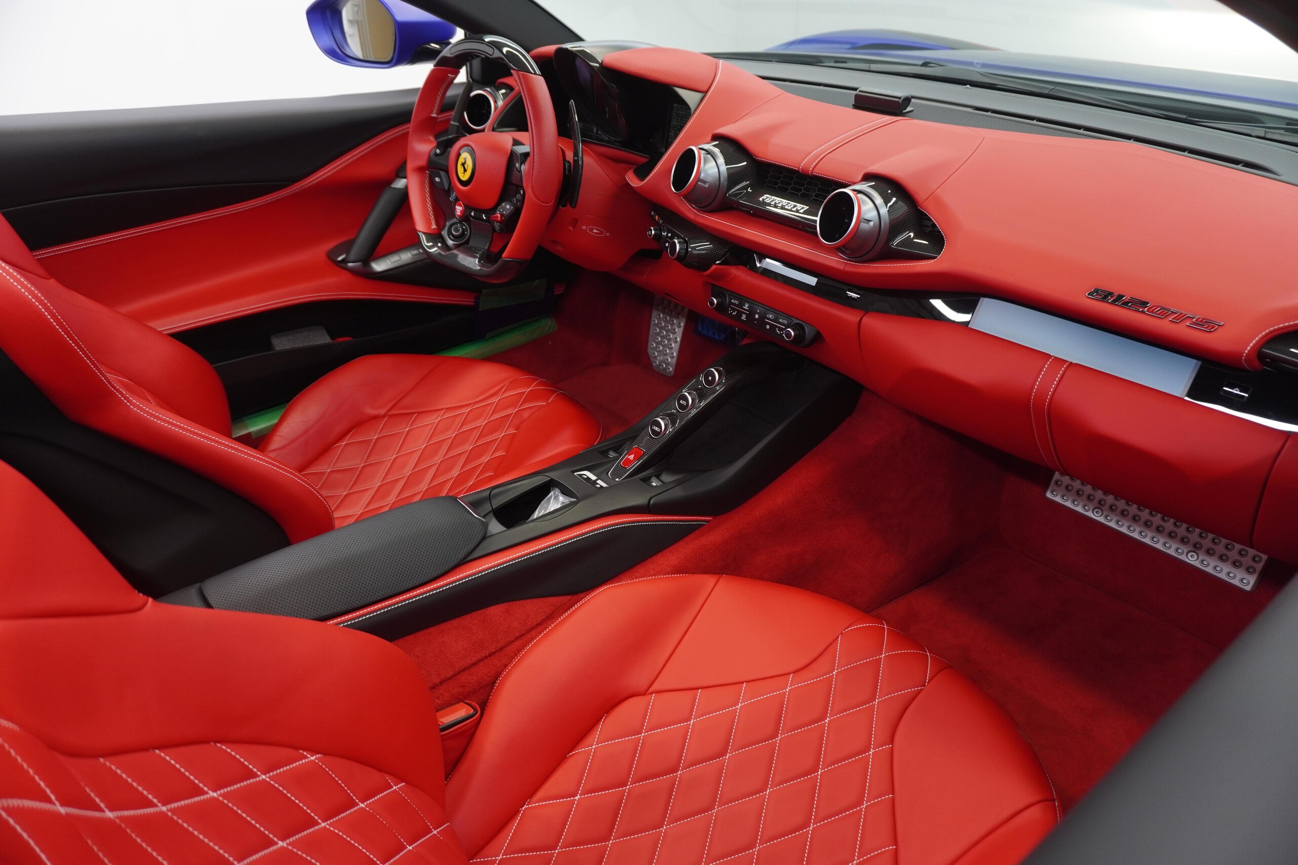 Ferrari 812GTS (photo: 16)