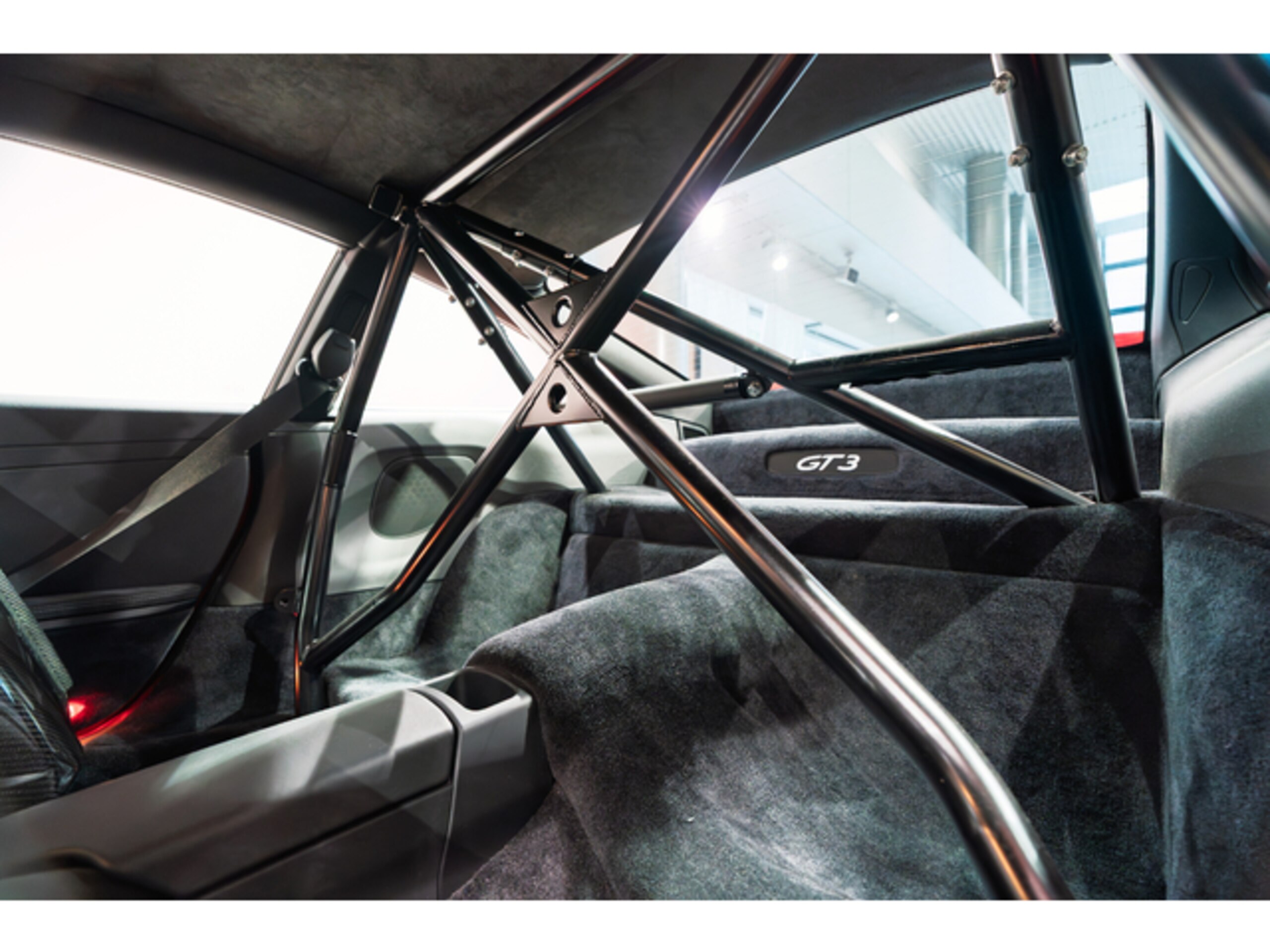 Porsche 911 GT3 (photo: 9)