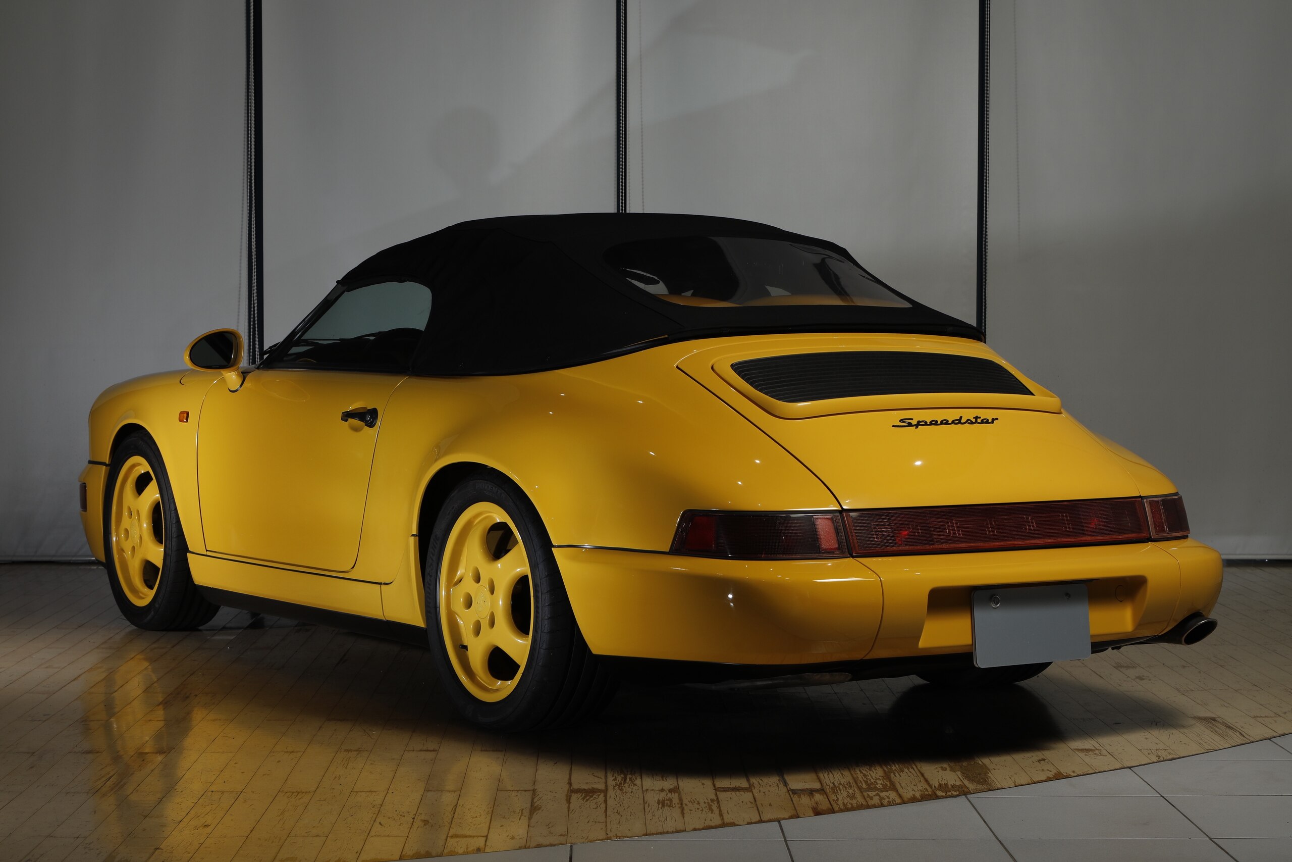 Porsche 911 Speedster (photo: 4)