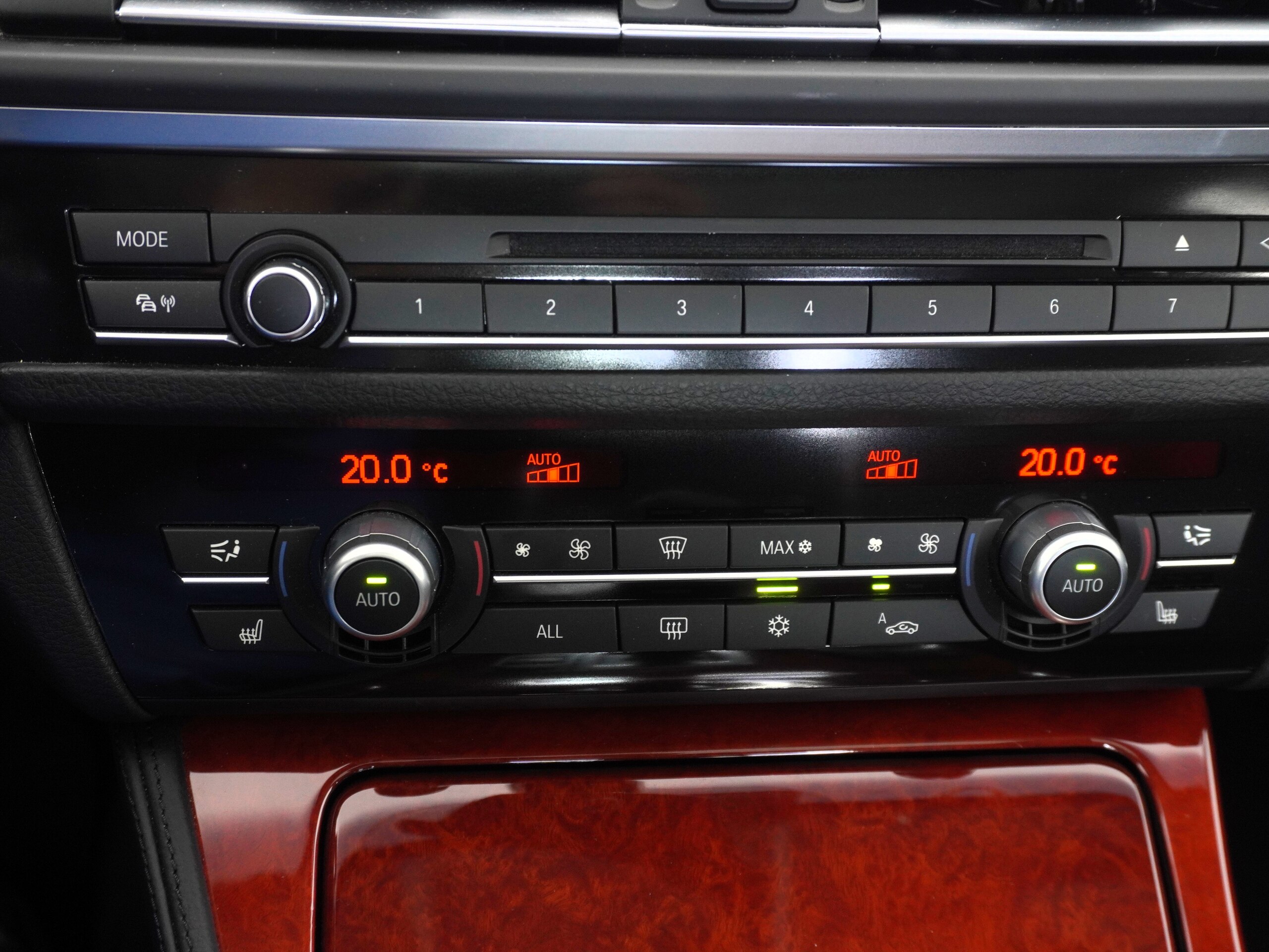 BMW Alpina B5 (photo: 10)