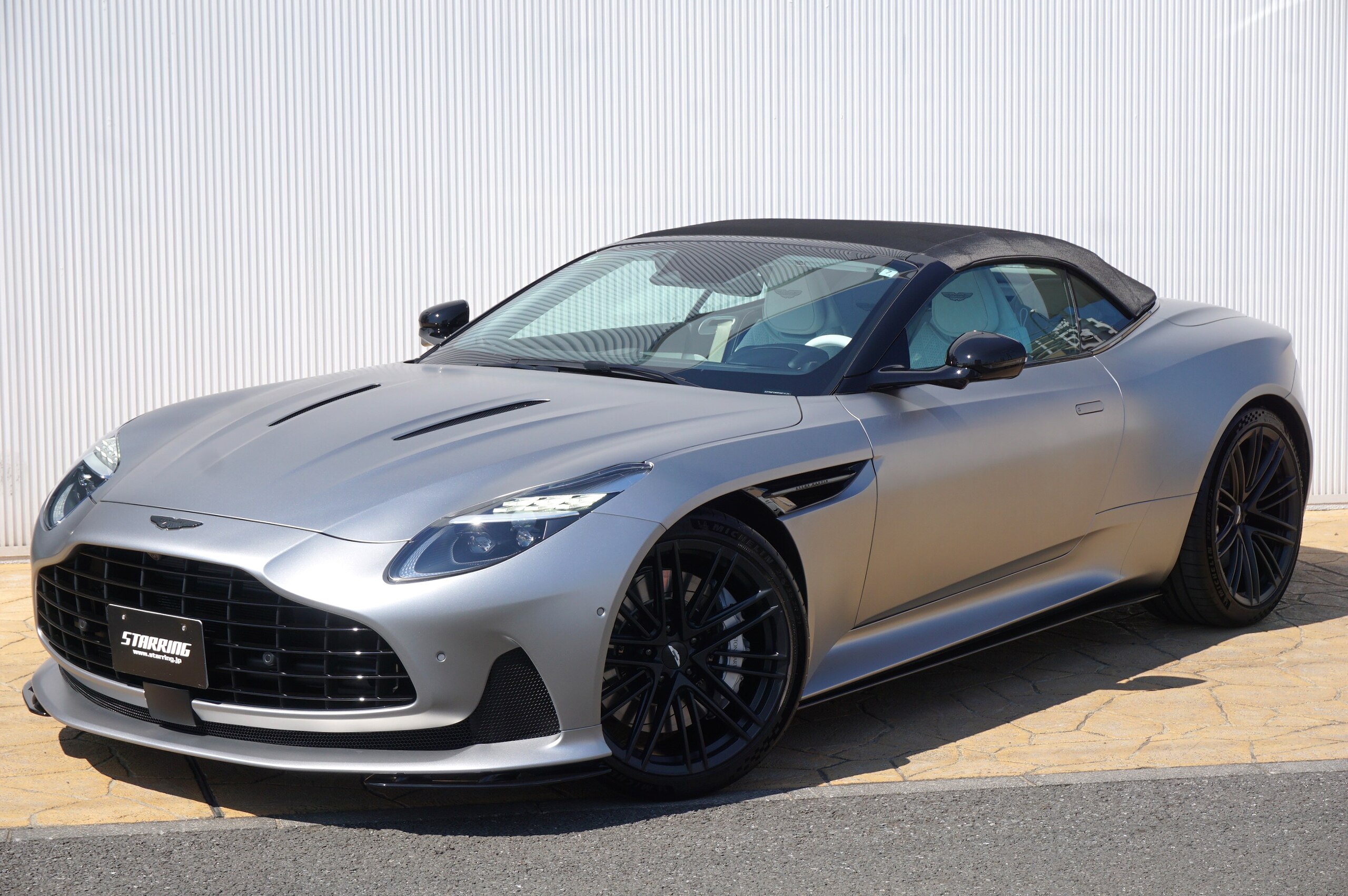 Aston Martin DB12 Volante 2024 for sale from Japan - image 2