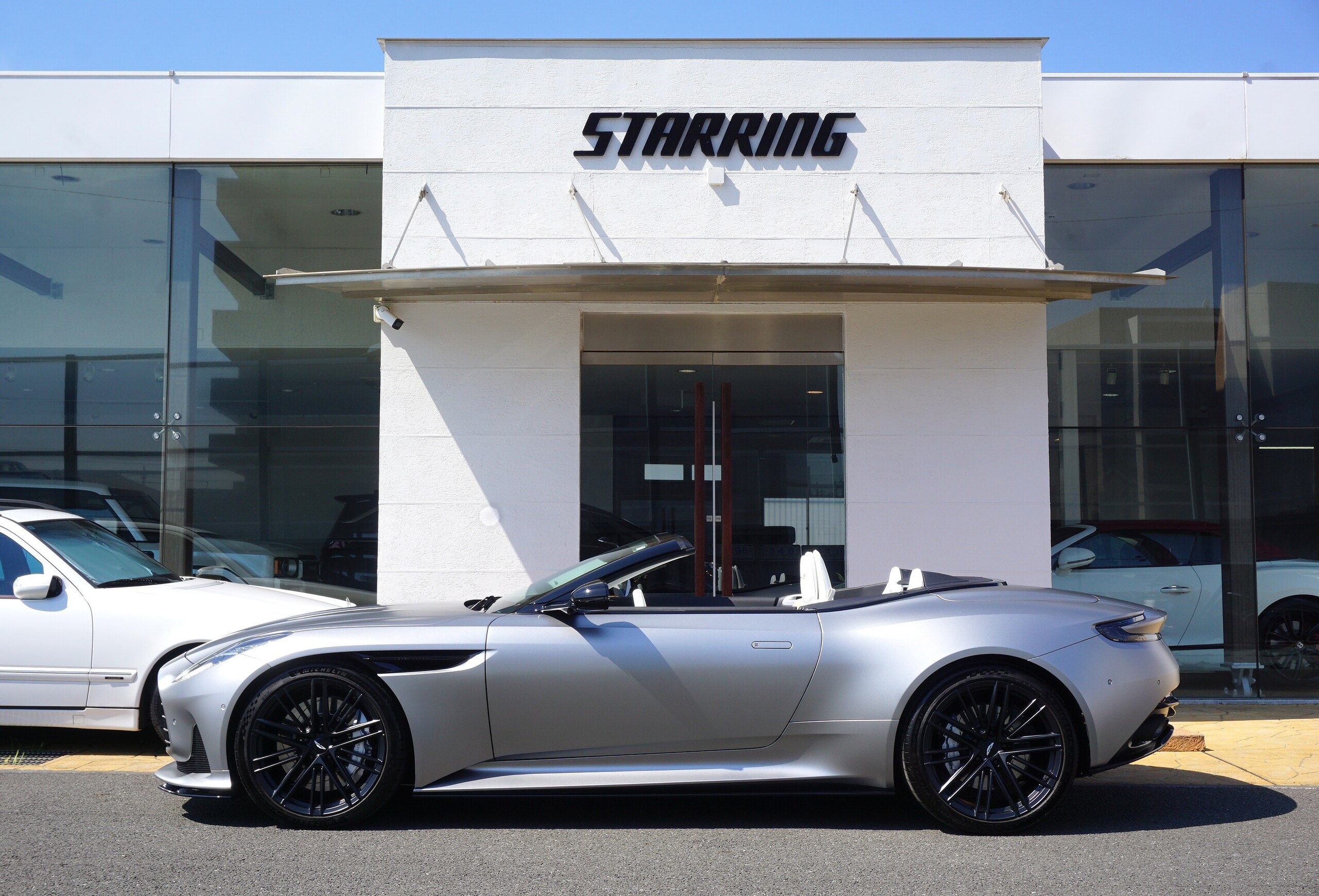 Aston Martin DB12 Volante 2024 for sale from Japan - image 6