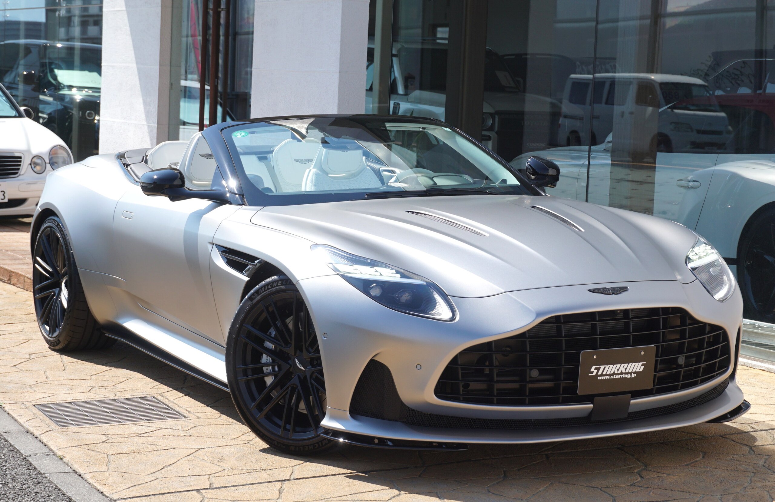 Aston Martin DB12 Volante 2024 for sale from Japan - image 9