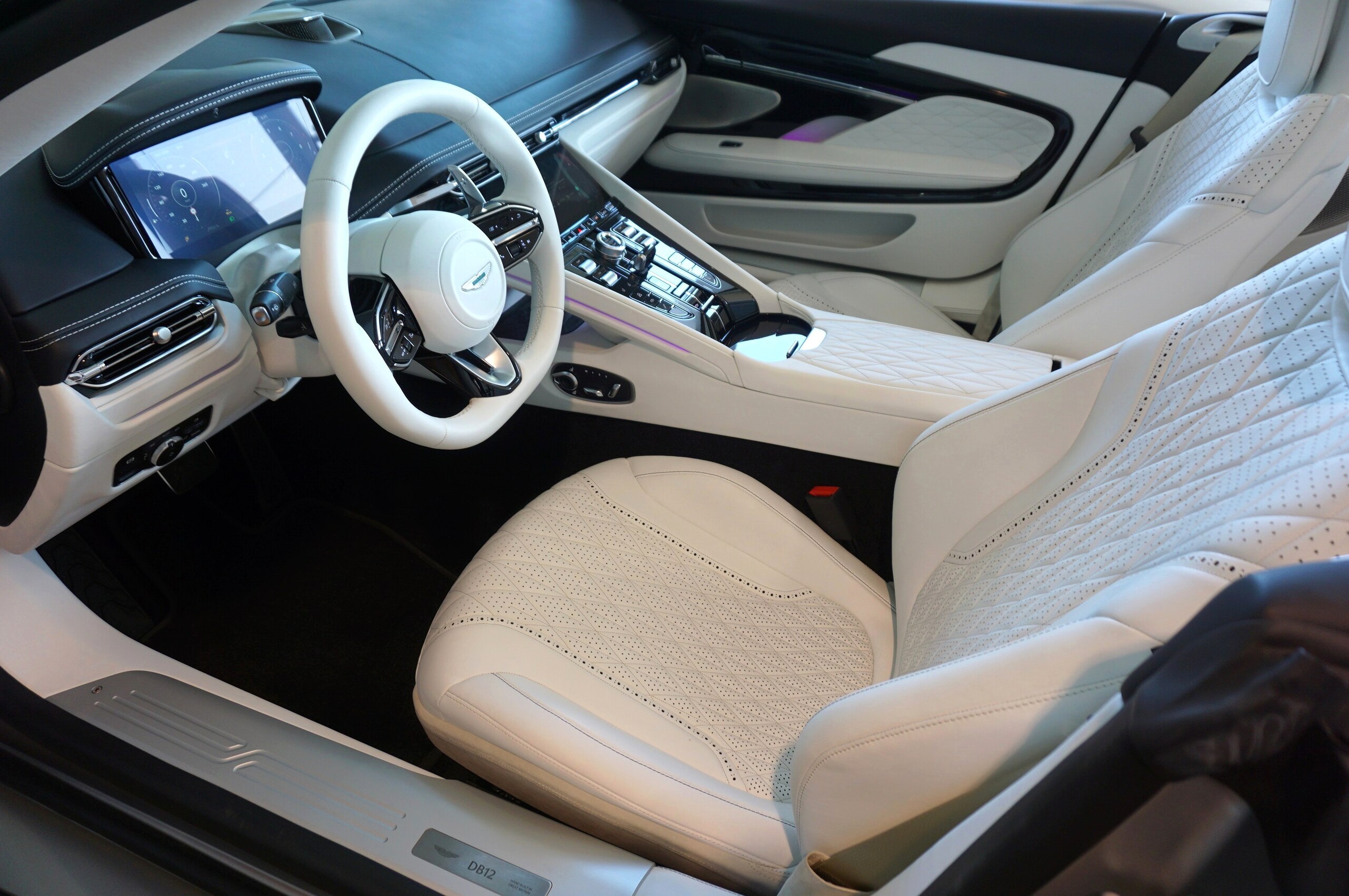 Aston Martin DB12 Volante 2024 for sale from Japan - image 19