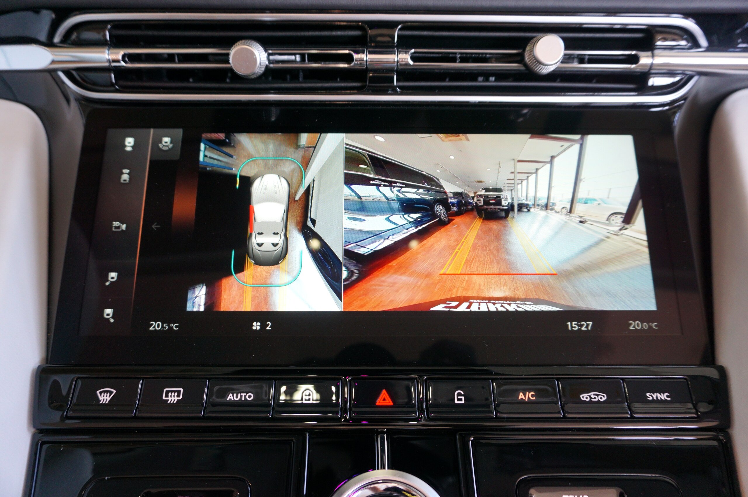 Aston Martin DB12 Volante 2024 for sale from Japan - image 26