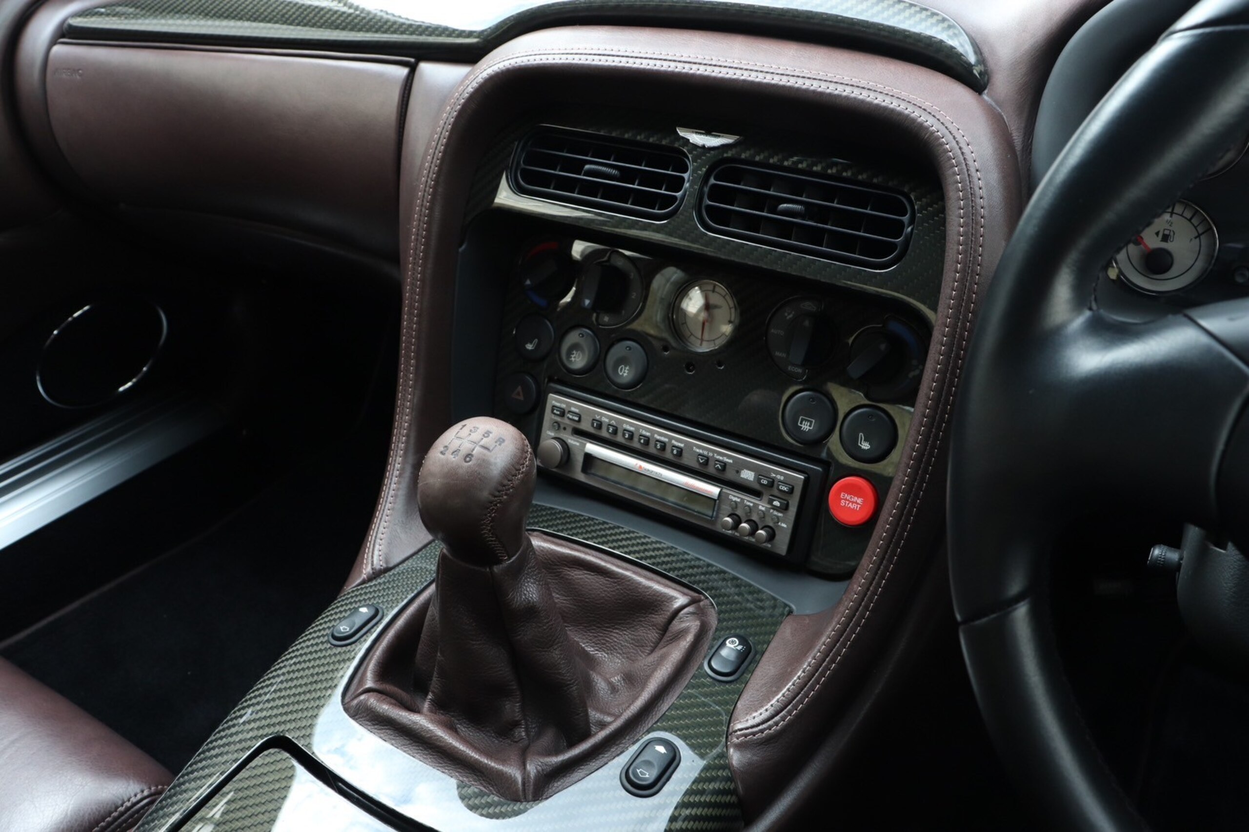 Aston Martin DB7 Zagato (photo: 16)