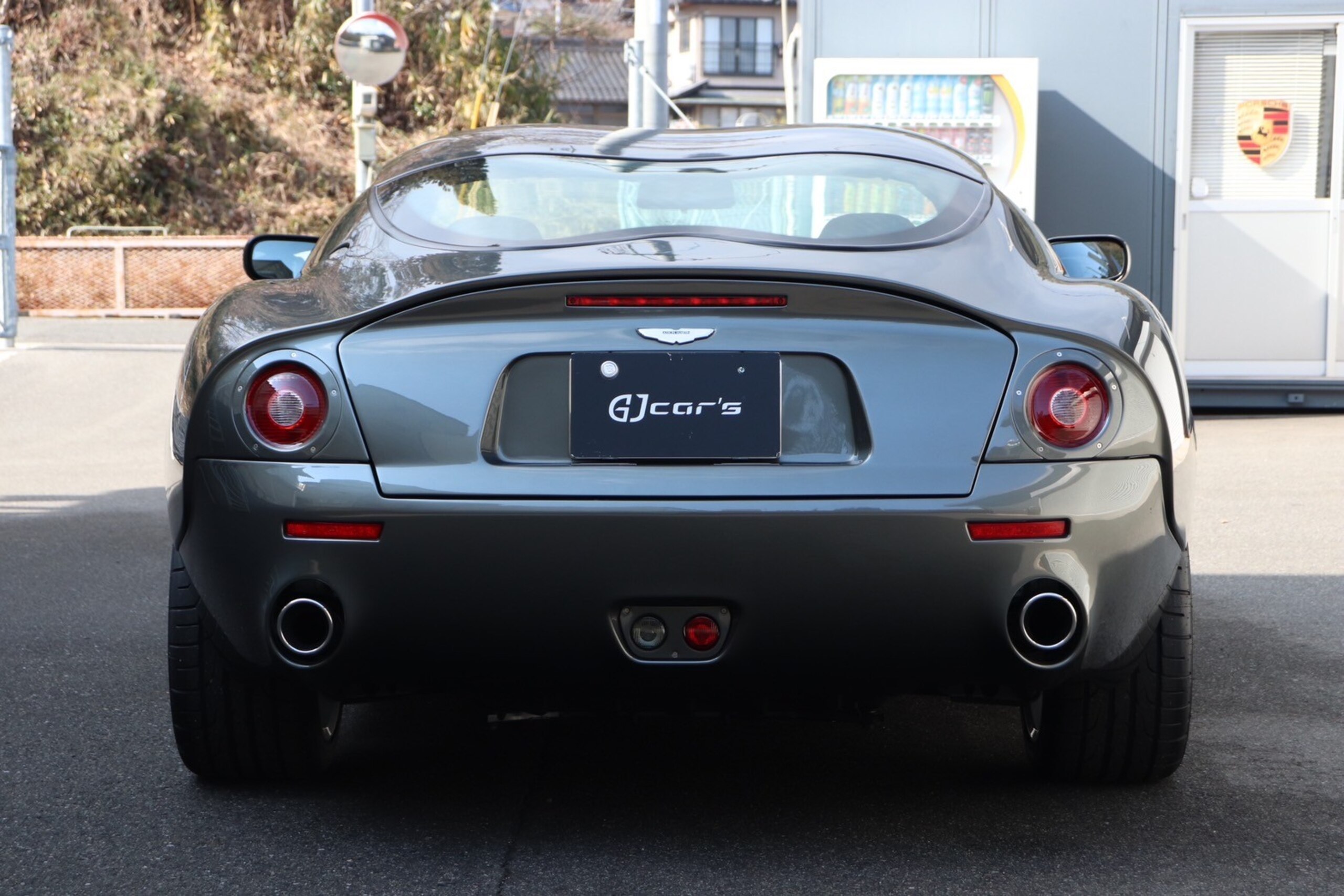Aston Martin DB7 Zagato (photo: 3)
