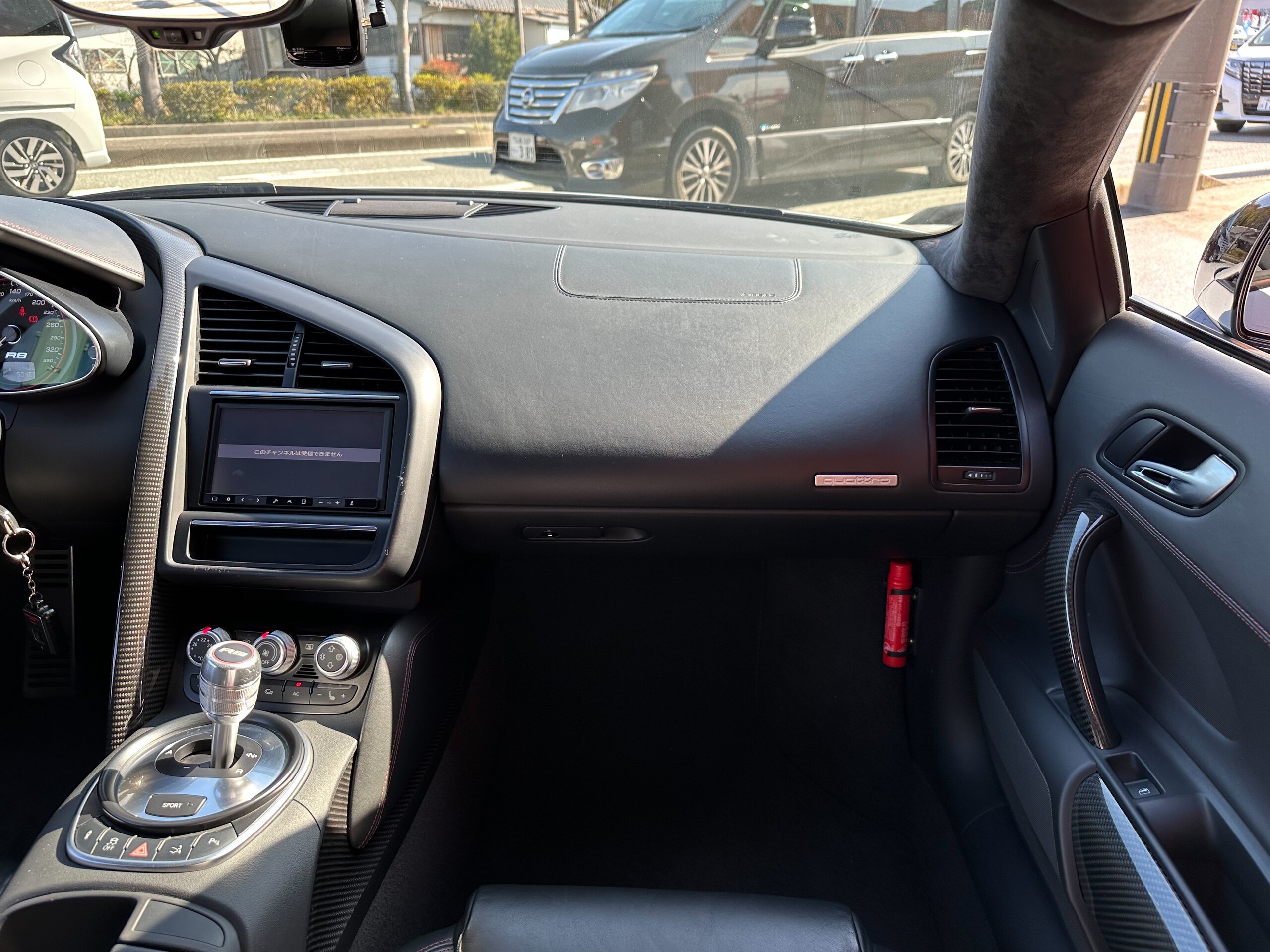 Audi R8 5.2 FSI Quattro (photo: 27)