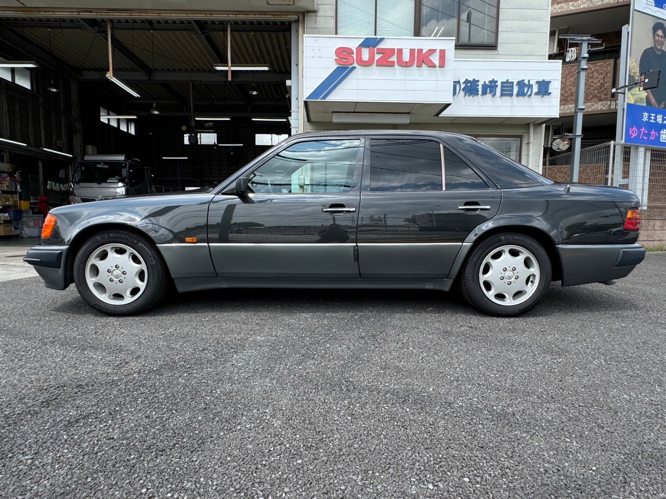 Mercedes Benz E500 (photo: 6)