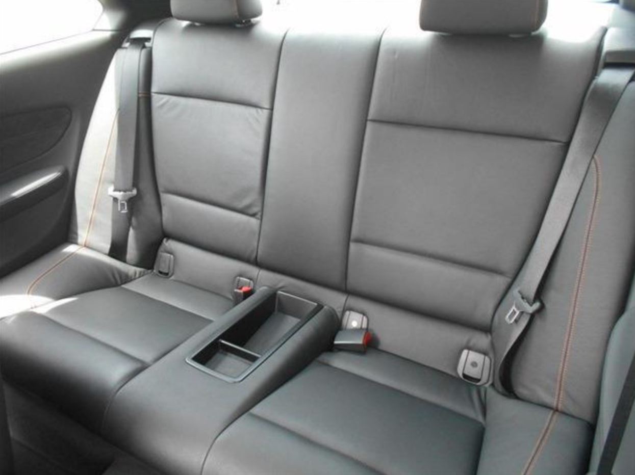 BMW 1M Coupe (photo: 16)