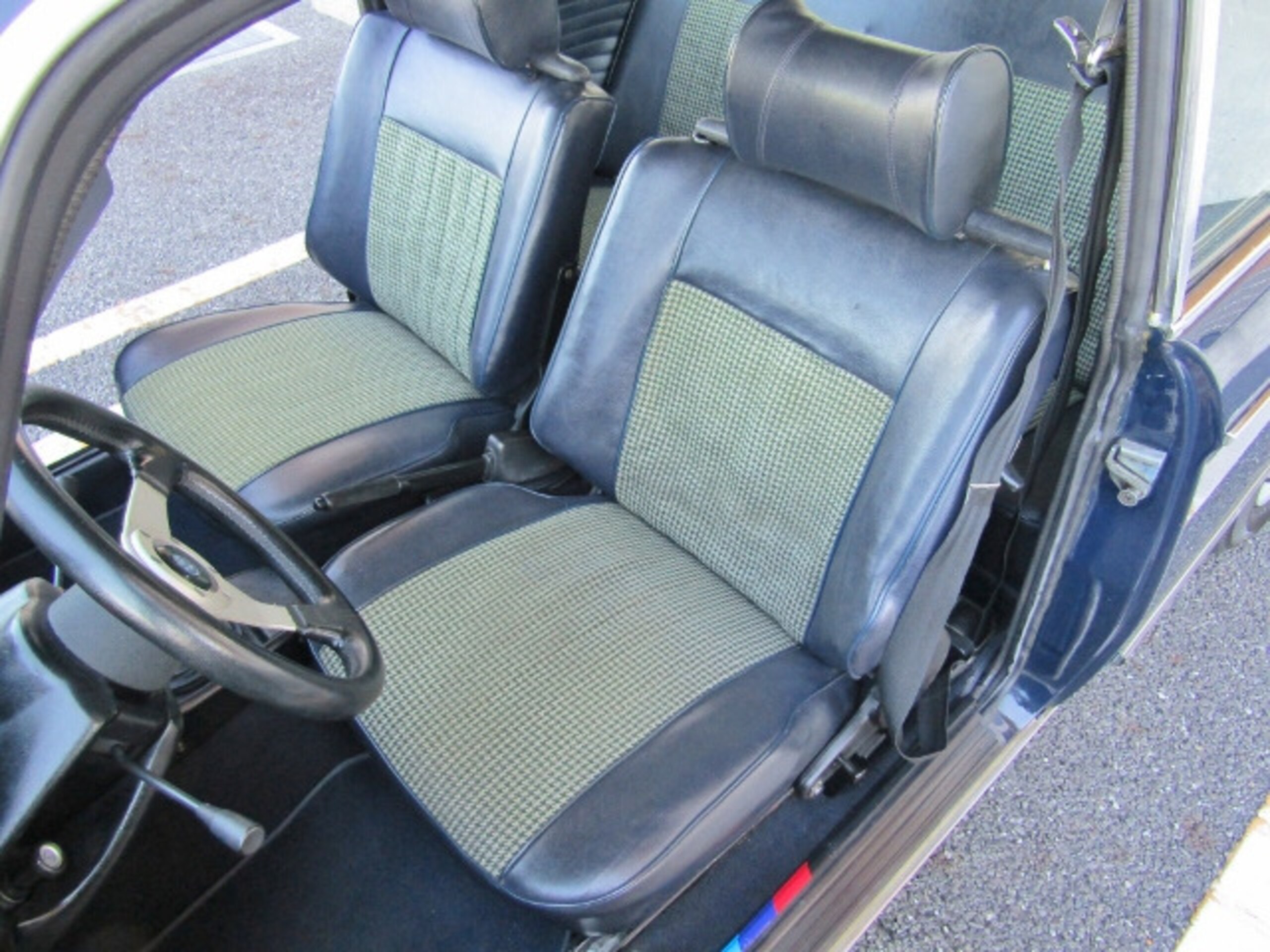 BMW 2002 (photo: 13)