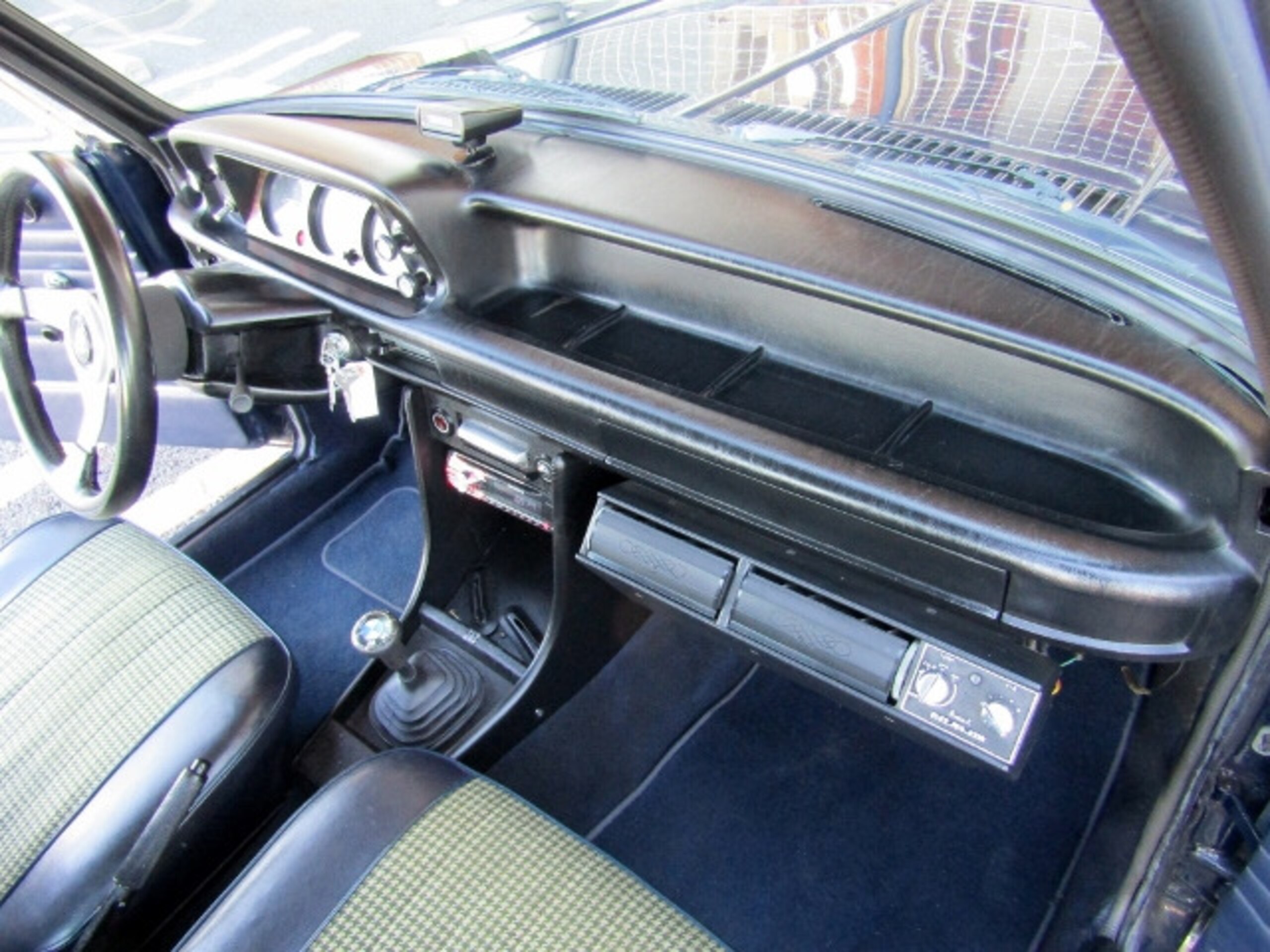 BMW 2002 (photo: 12)