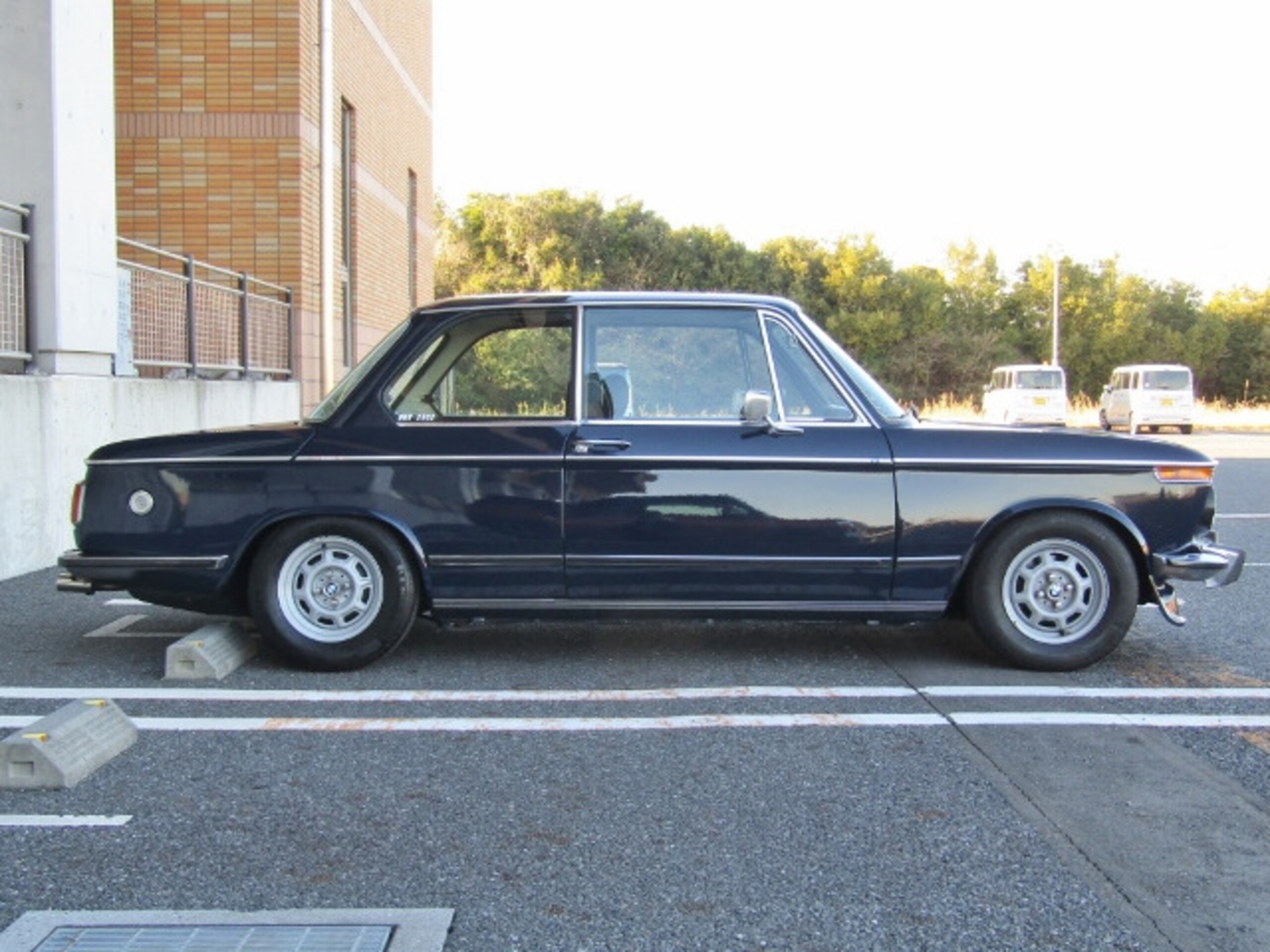 BMW 2002 (photo: 4)