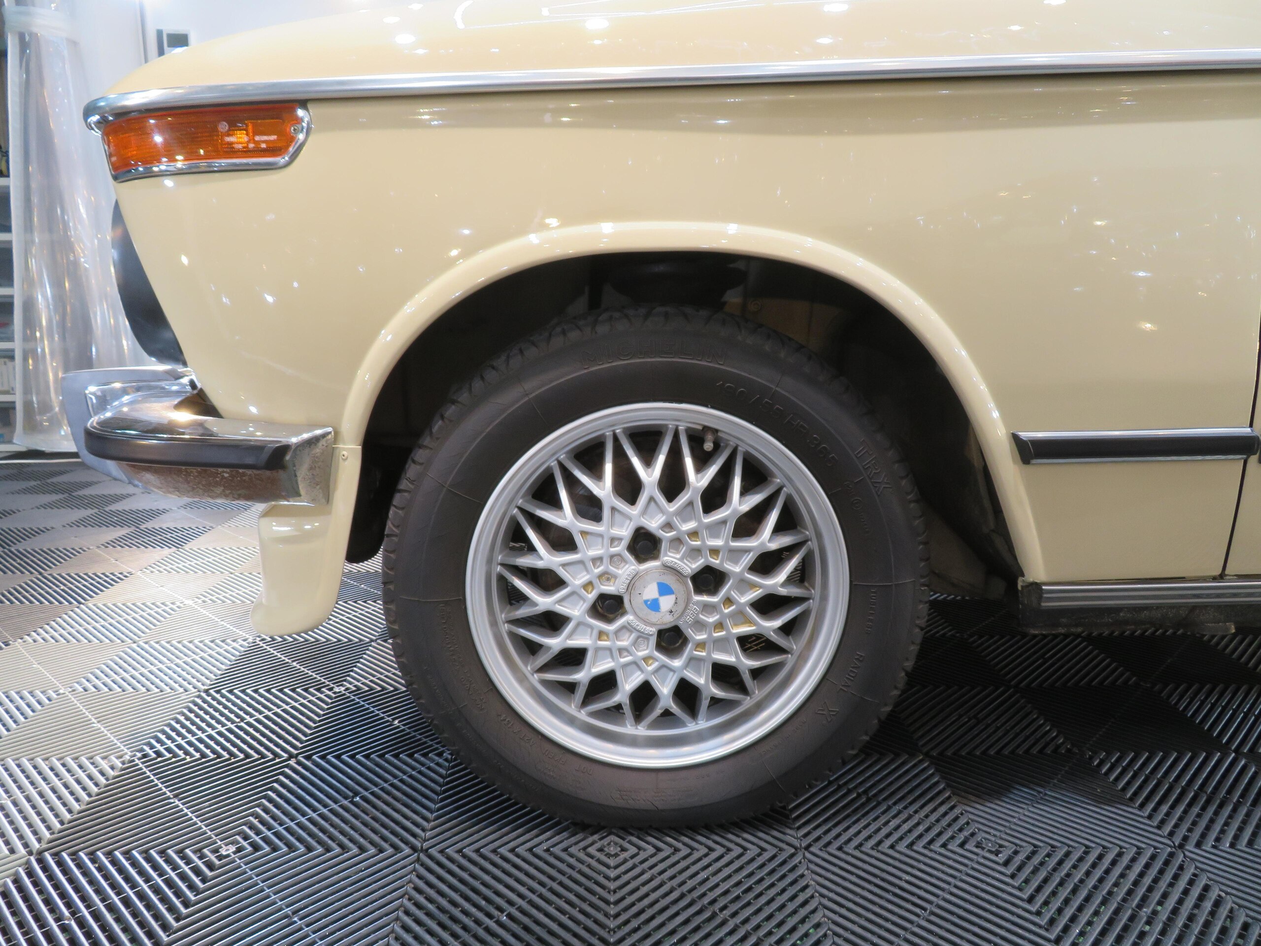 BMW 2002tii (photo: 12)