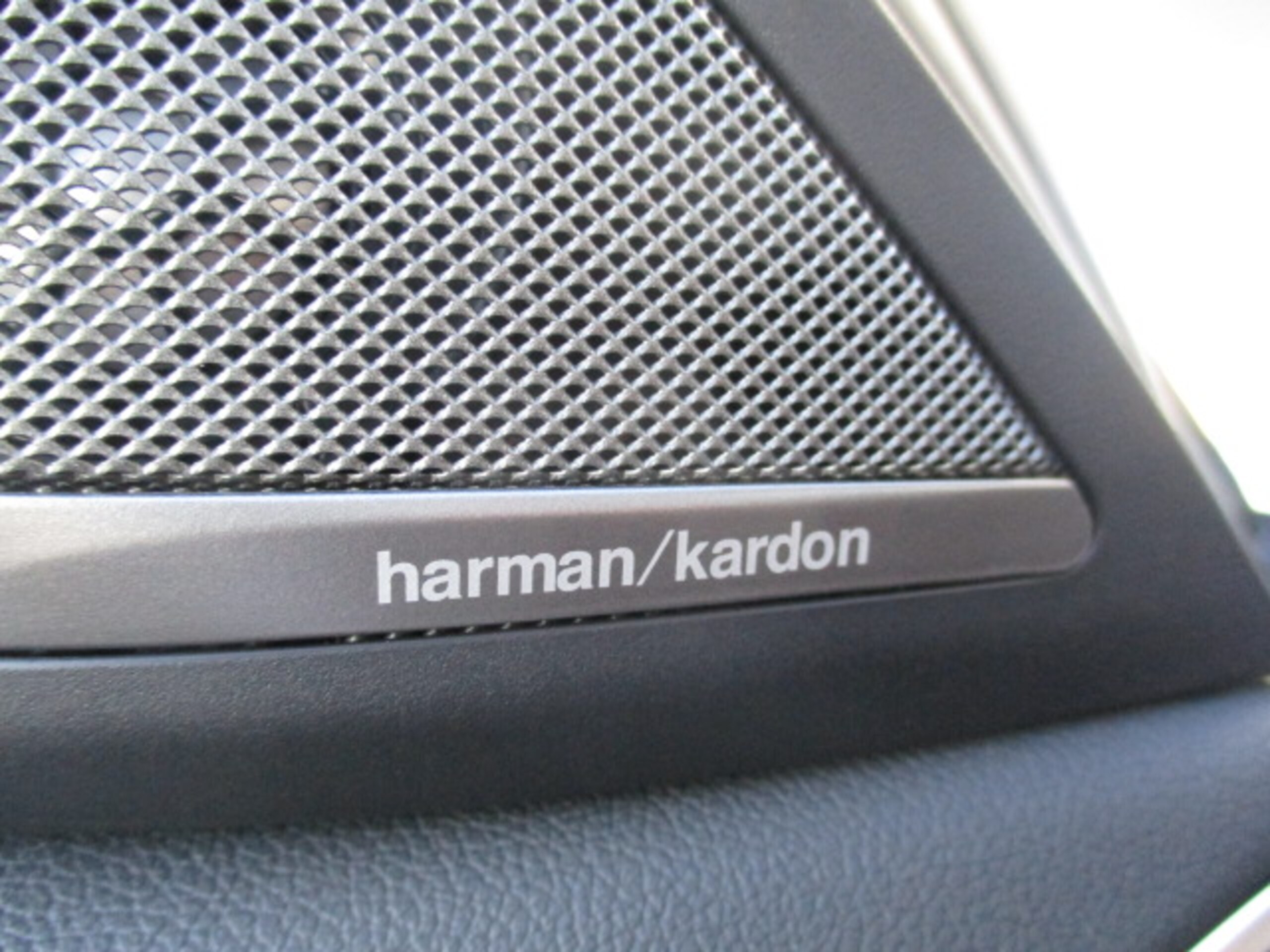 BMW 530i M Sport (photo: 15)