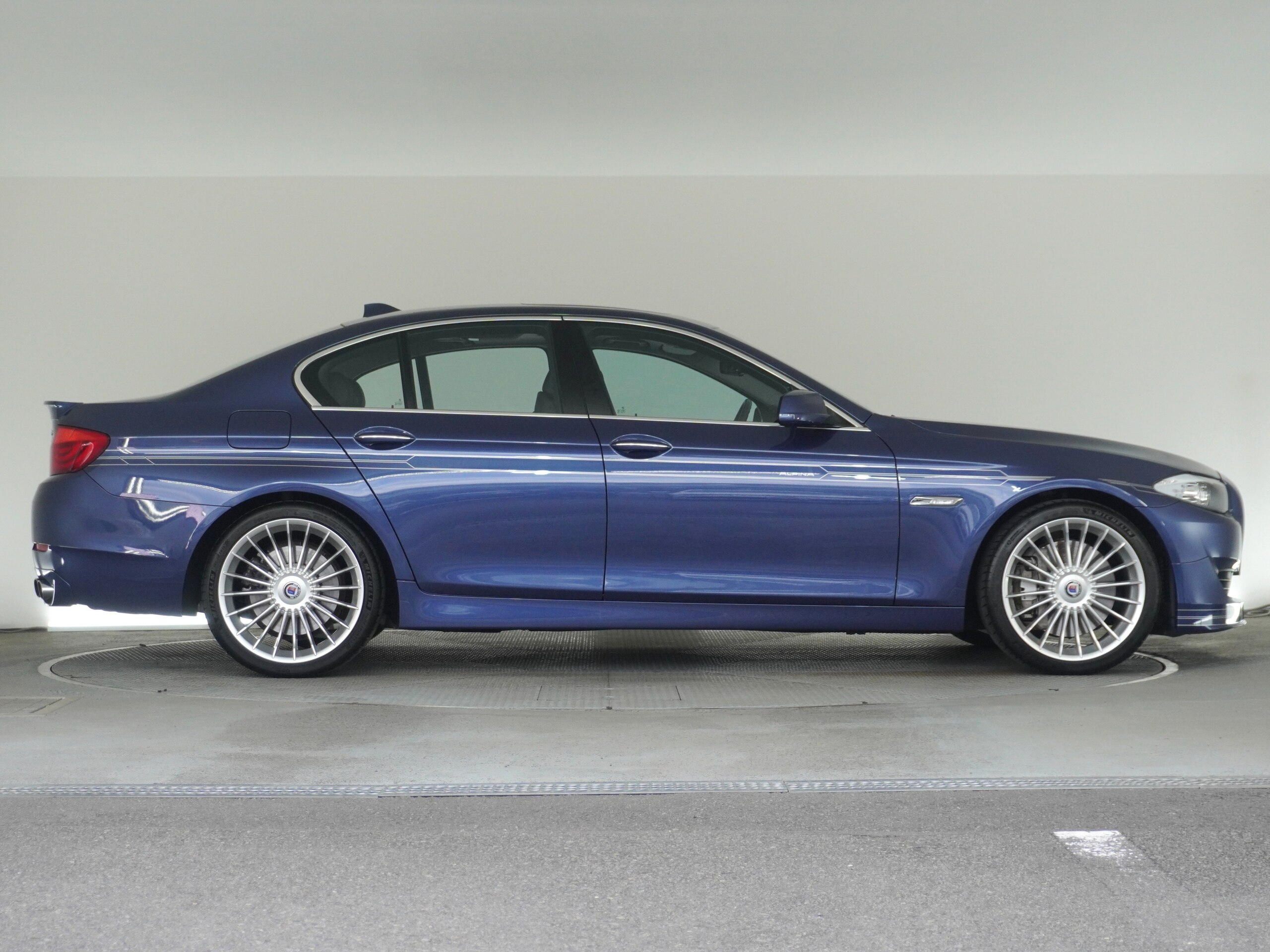 BMW Alpina B5 (photo: 3)