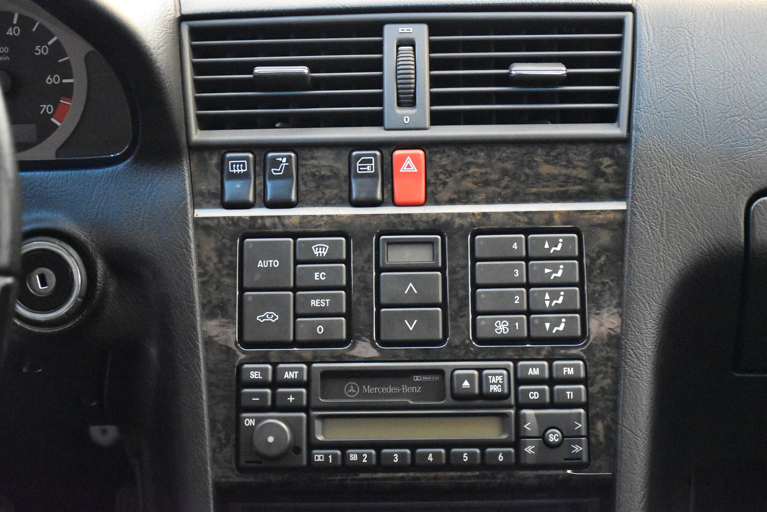 Mercedes Benz C36 AMG (photo: 6)