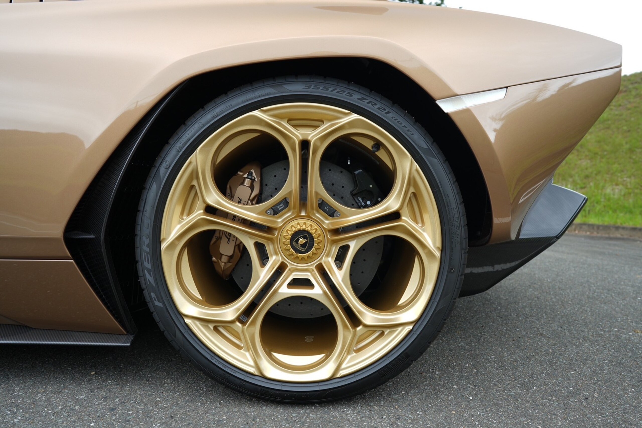 Lamborghini Countach LPI 800-4 (photo: 18)