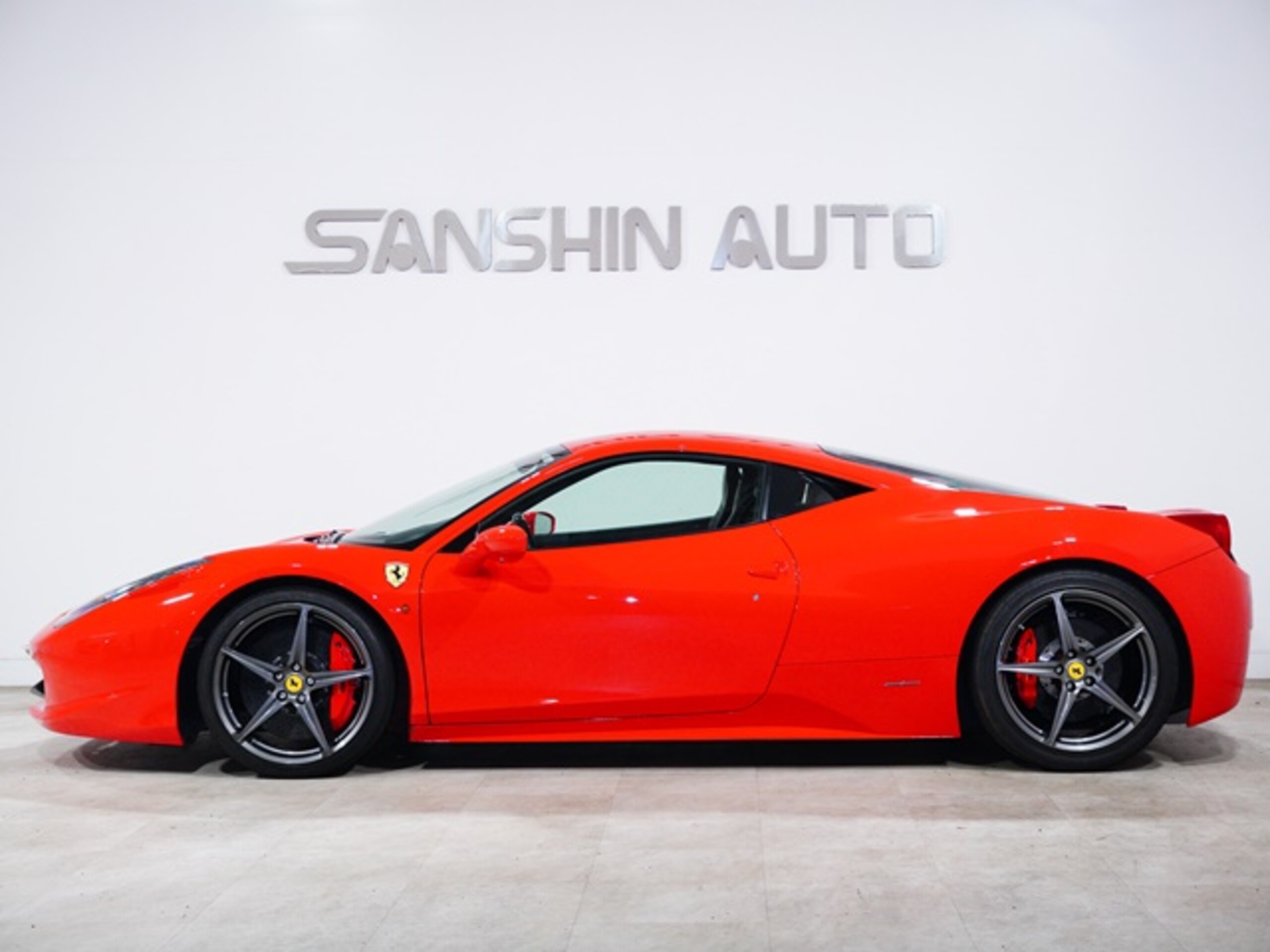 Ferrari 458 Italia F1 DCT (photo: 2)