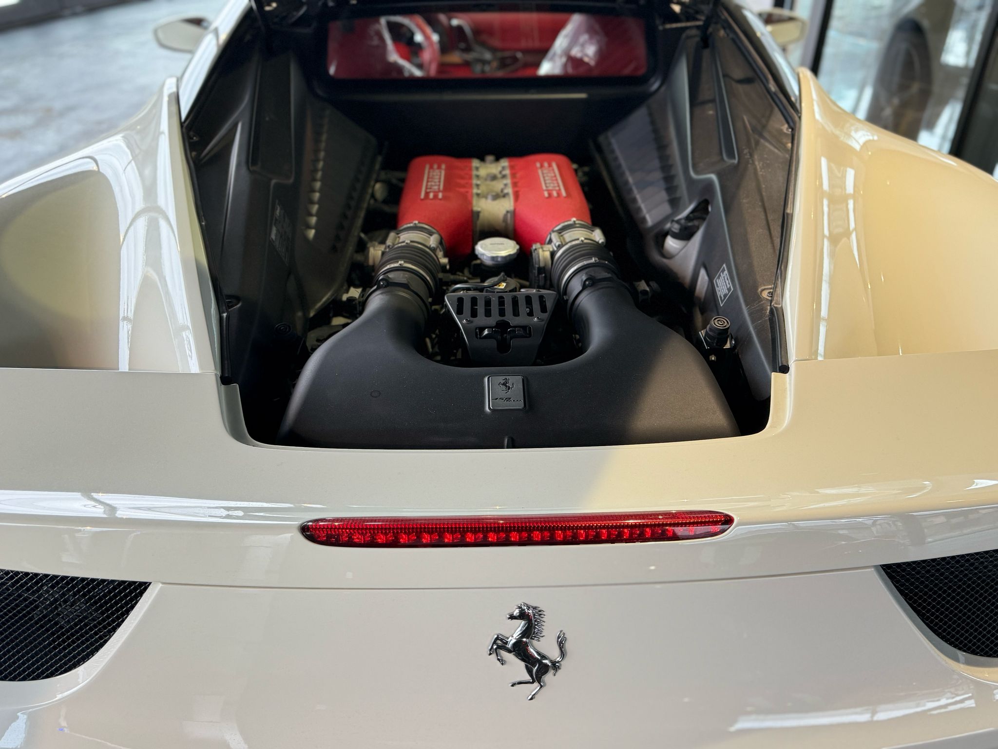 Ferrari 458 Italia F1 DCT (photo: 9)