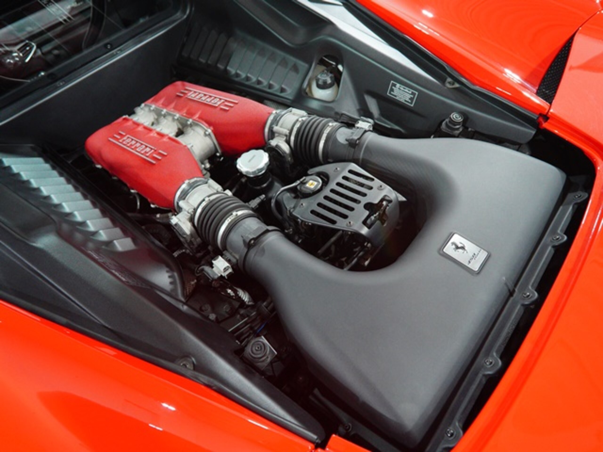 Ferrari 458 Italia F1 DCT (photo: 18)