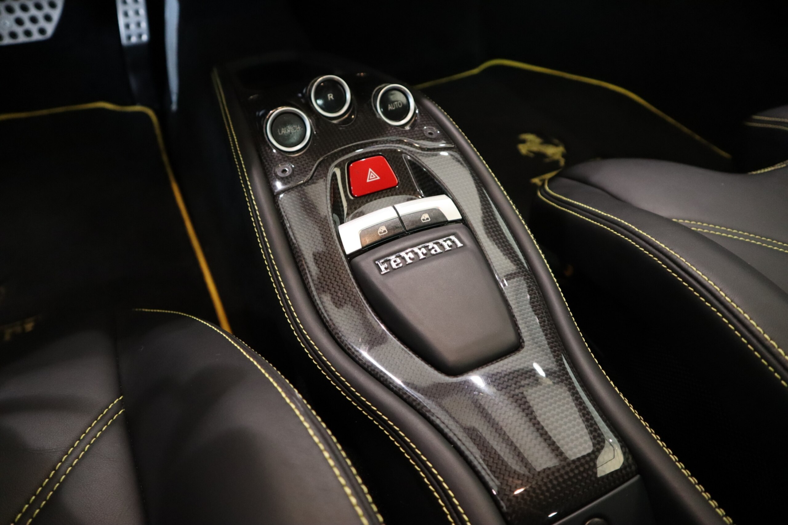 Ferrari 458 Italia F1 DCT (photo: 13)