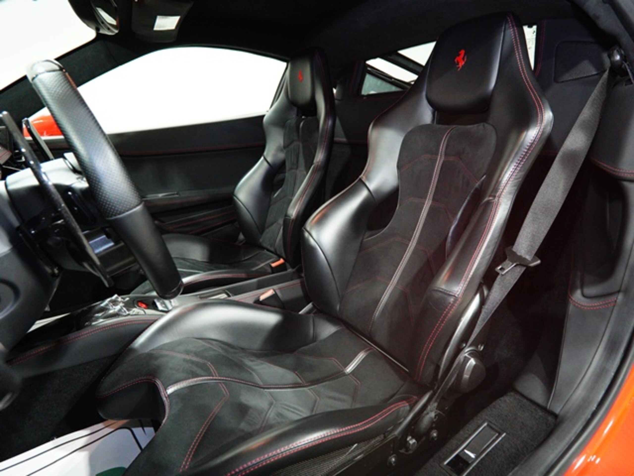 Ferrari 458 Italia F1 DCT (photo: 9)