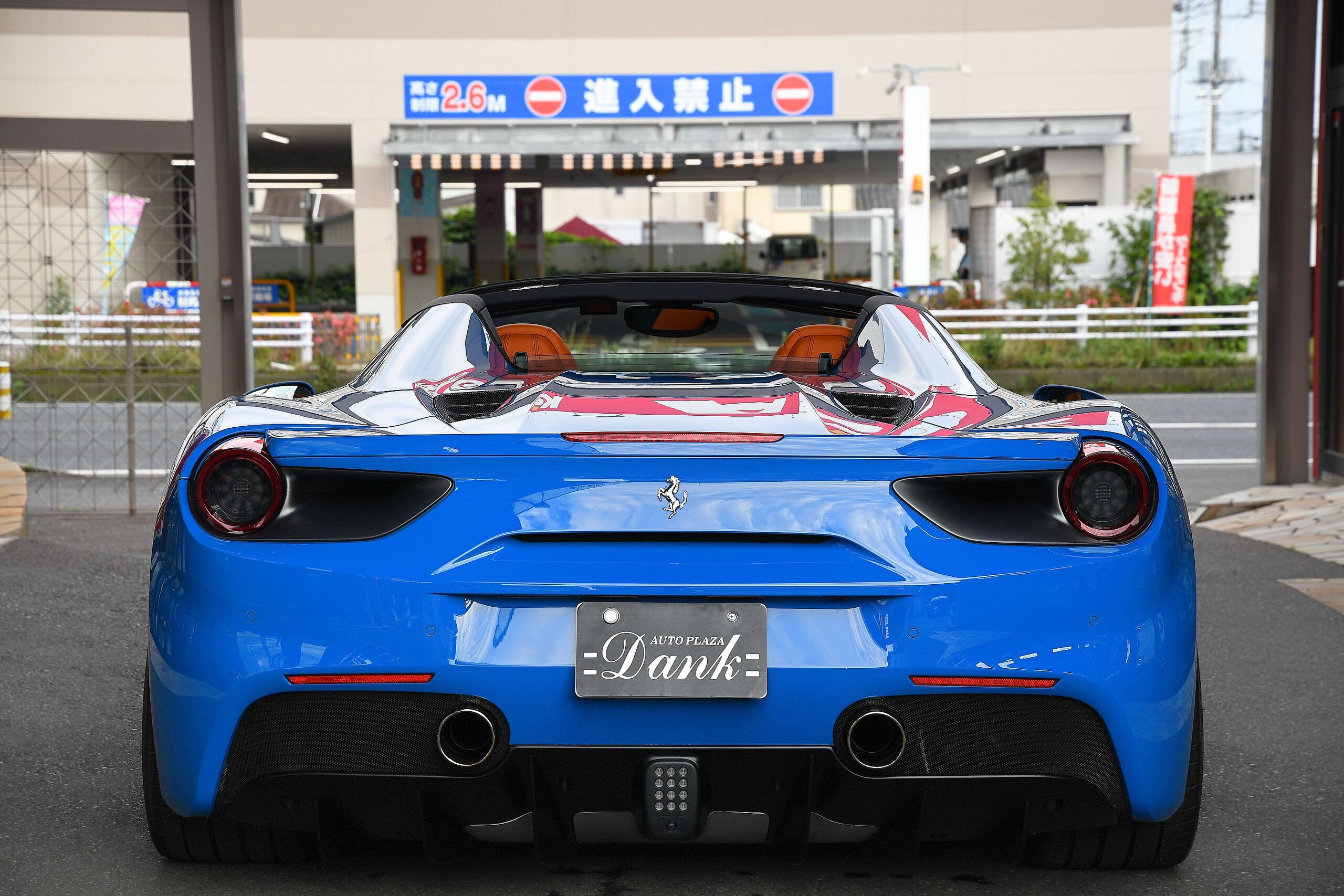 Ferrari 488 Spider (photo: 3)