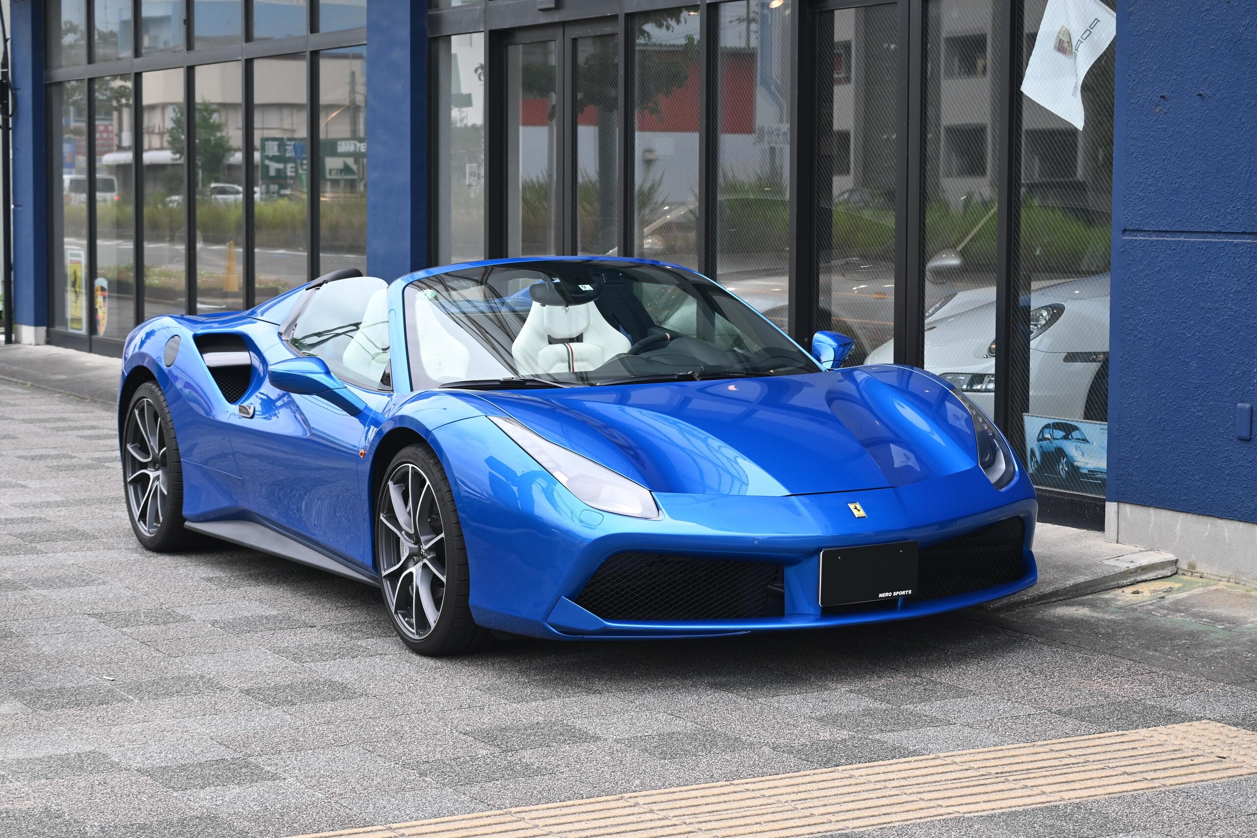 Ferrari 488 Spider