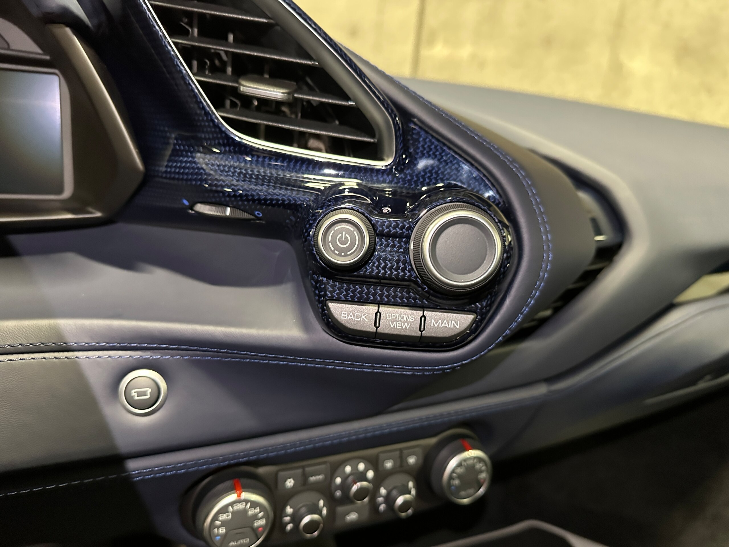 Ferrari 488 Spider (photo: 13)