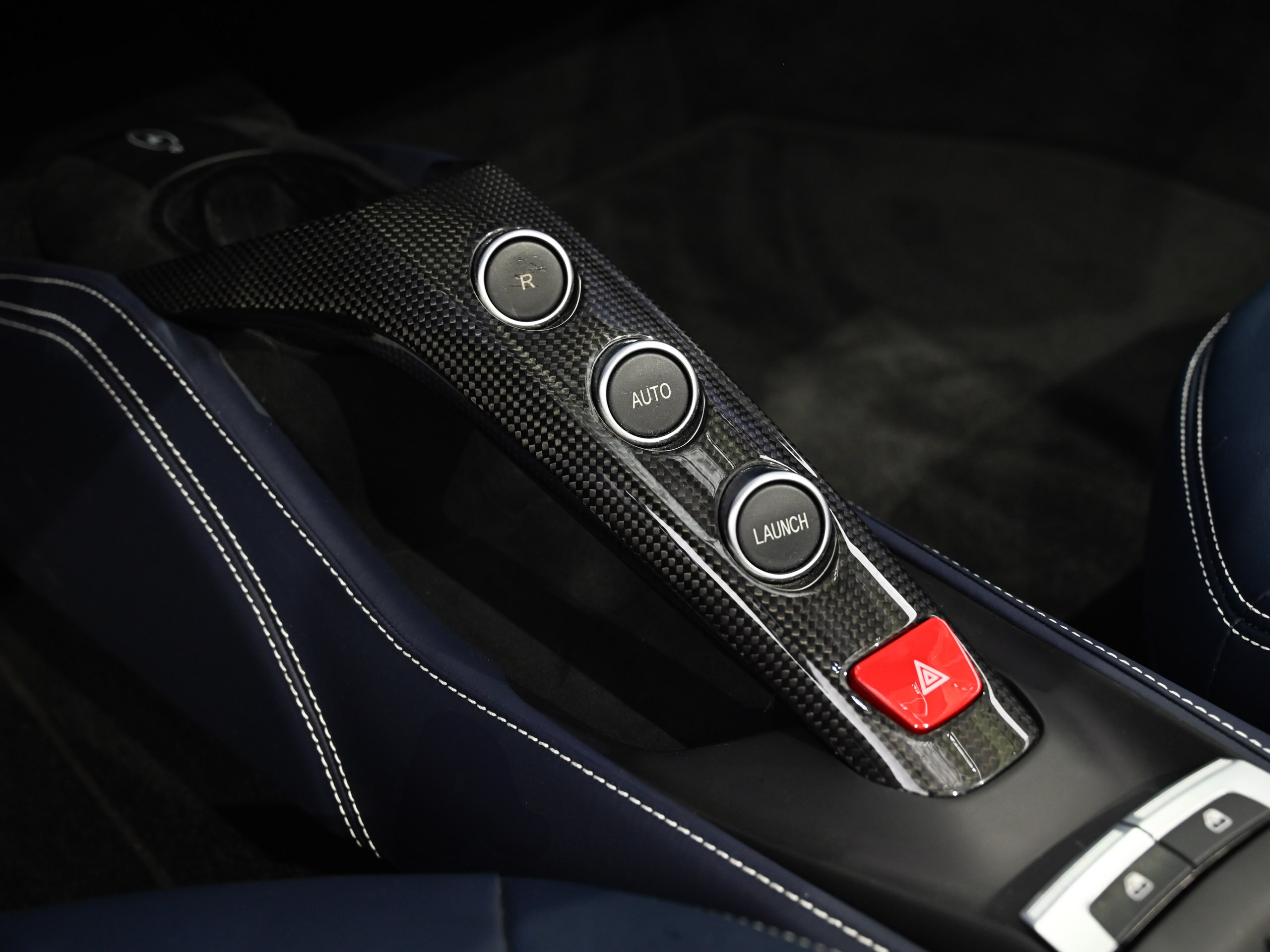 Ferrari 488 Spider (photo: 11)