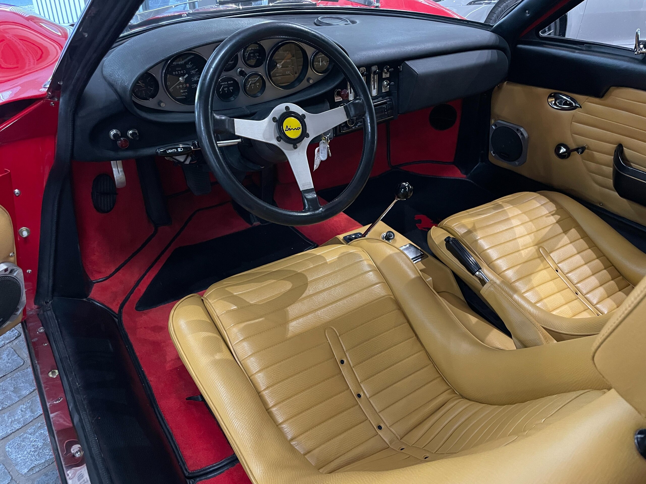 Ferrari DINO 246GT (photo: 5)