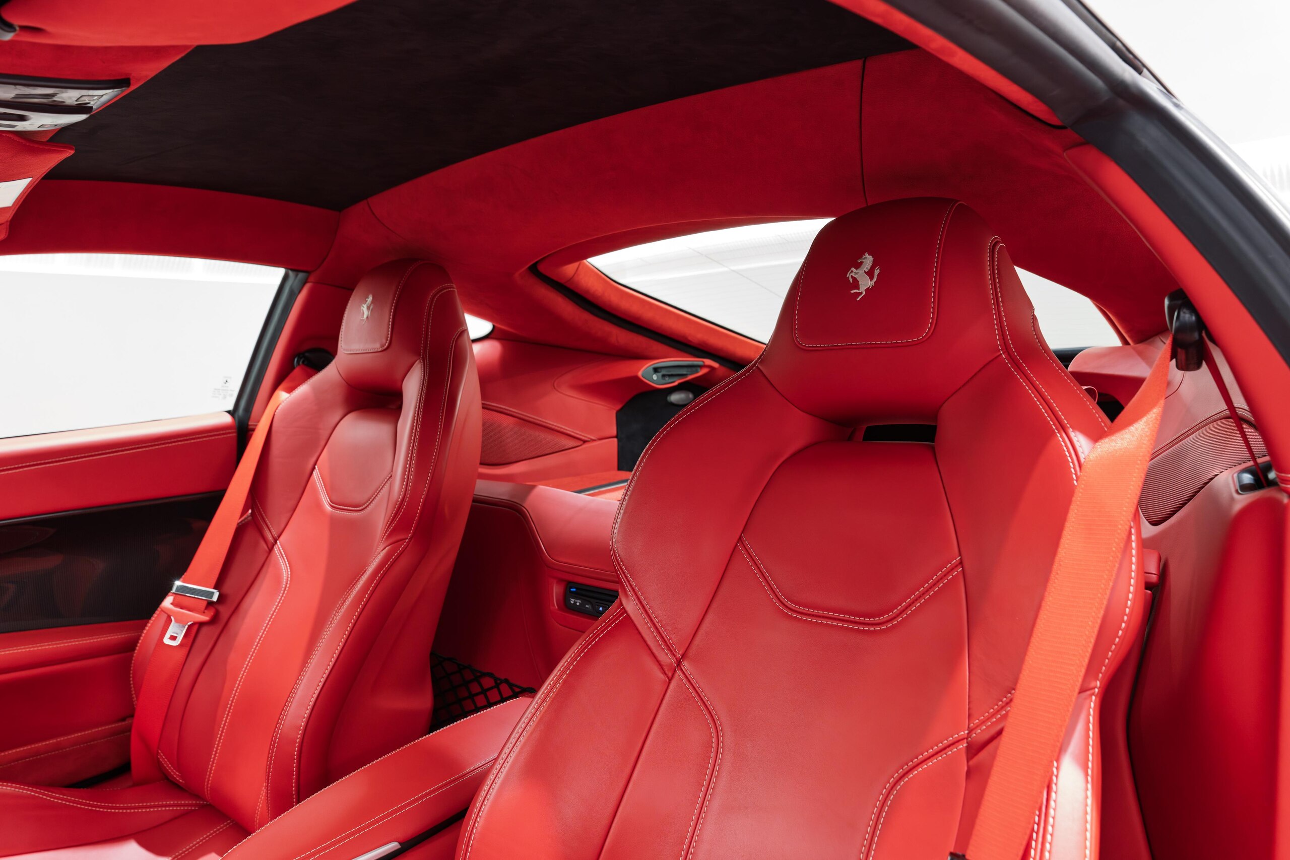 Ferrari F12 Berlinetta (photo: 5)