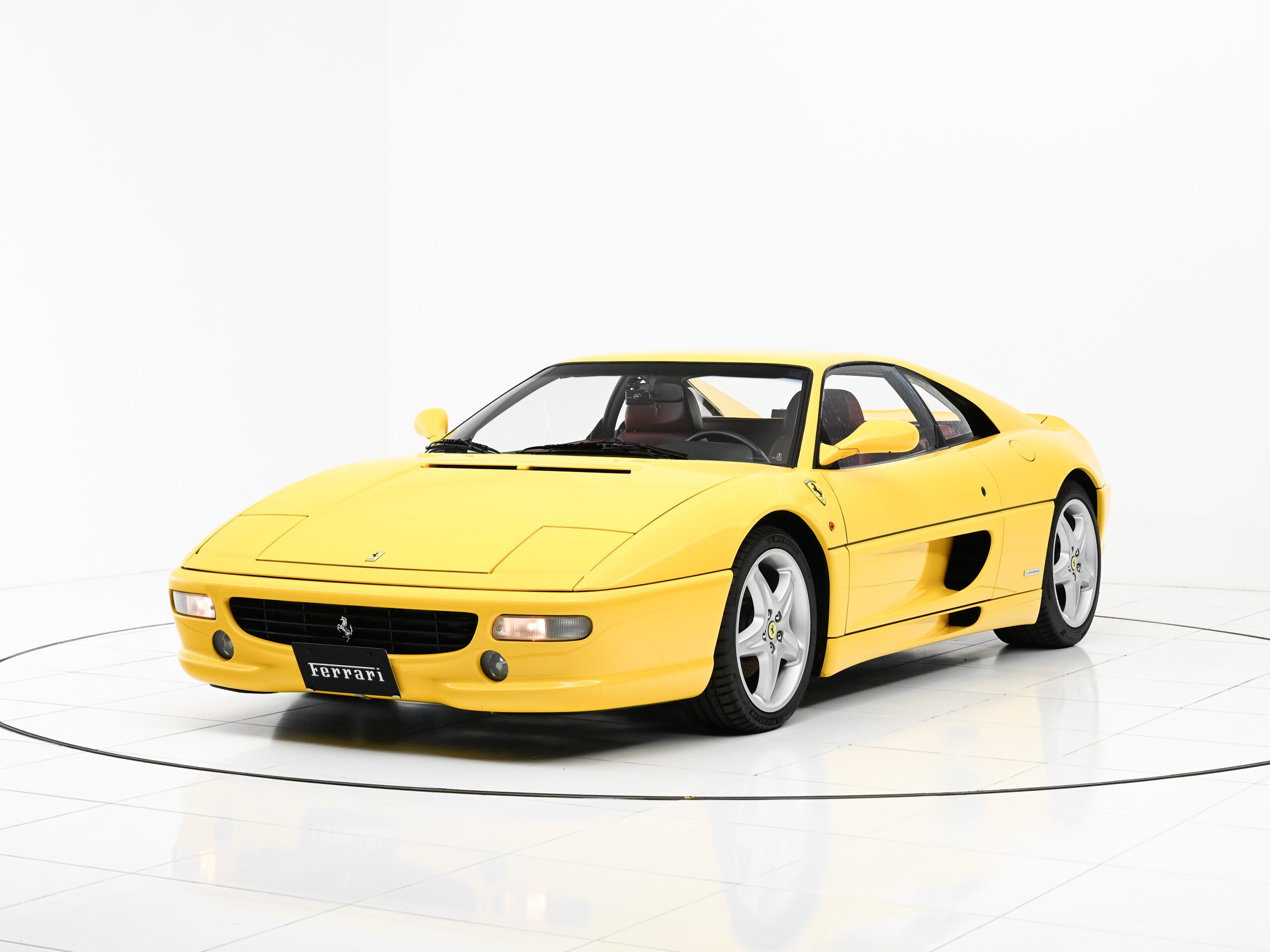 Ferrari F355 Berlinetta (photo: 2)