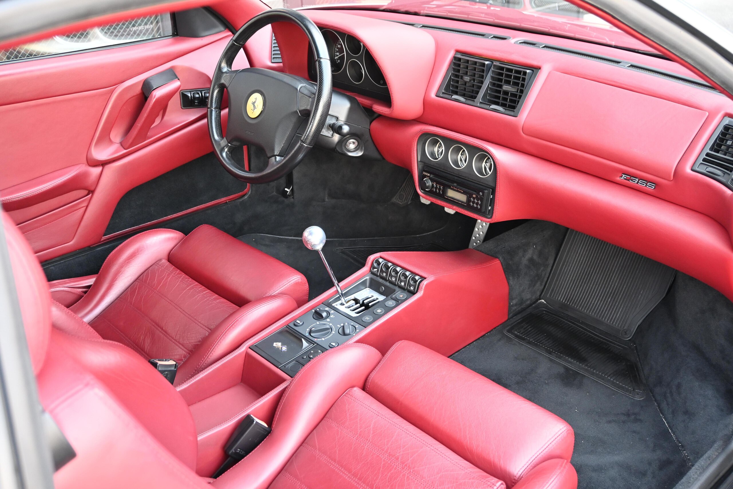 Ferrari F355 Berlinetta (photo: 15)