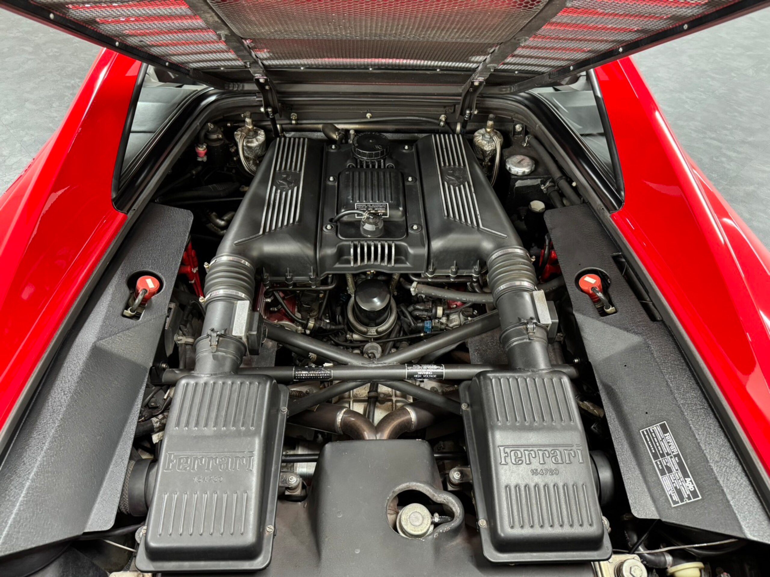 Ferrari F355 Berlinetta Engine