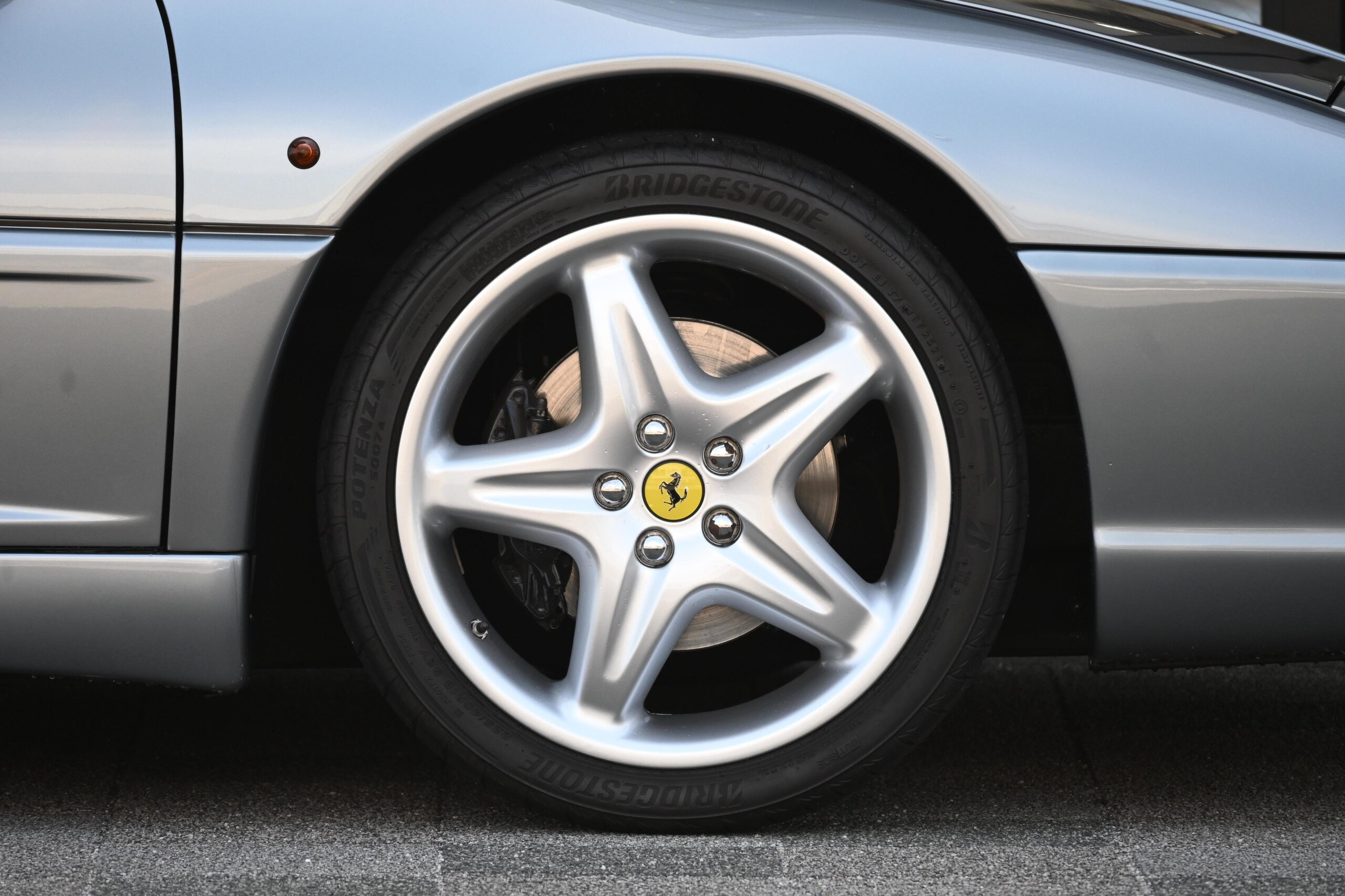 Ferrari F355 Berlinetta (photo: 26)