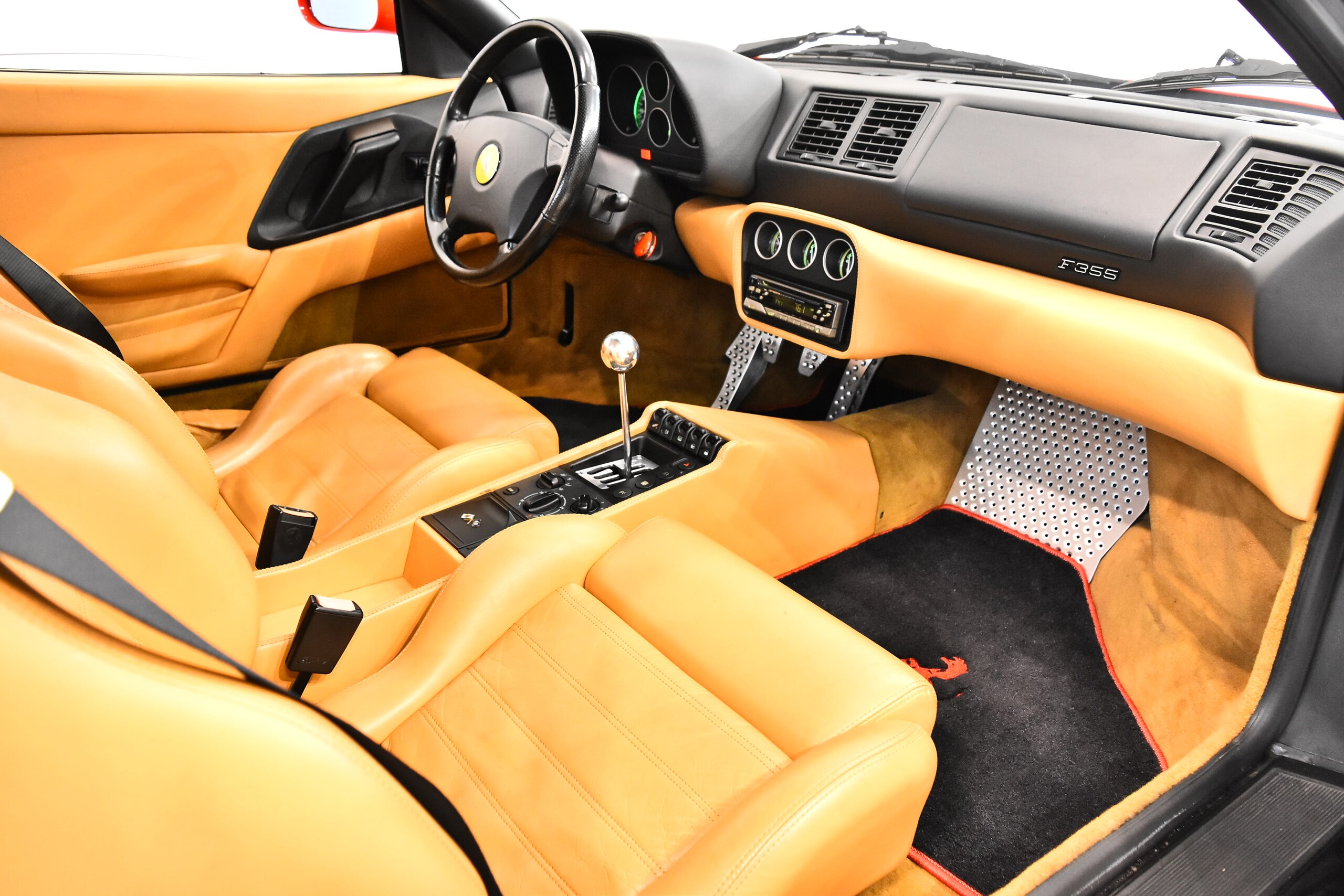 Ferrari F355 Berlinetta (photo: 11)